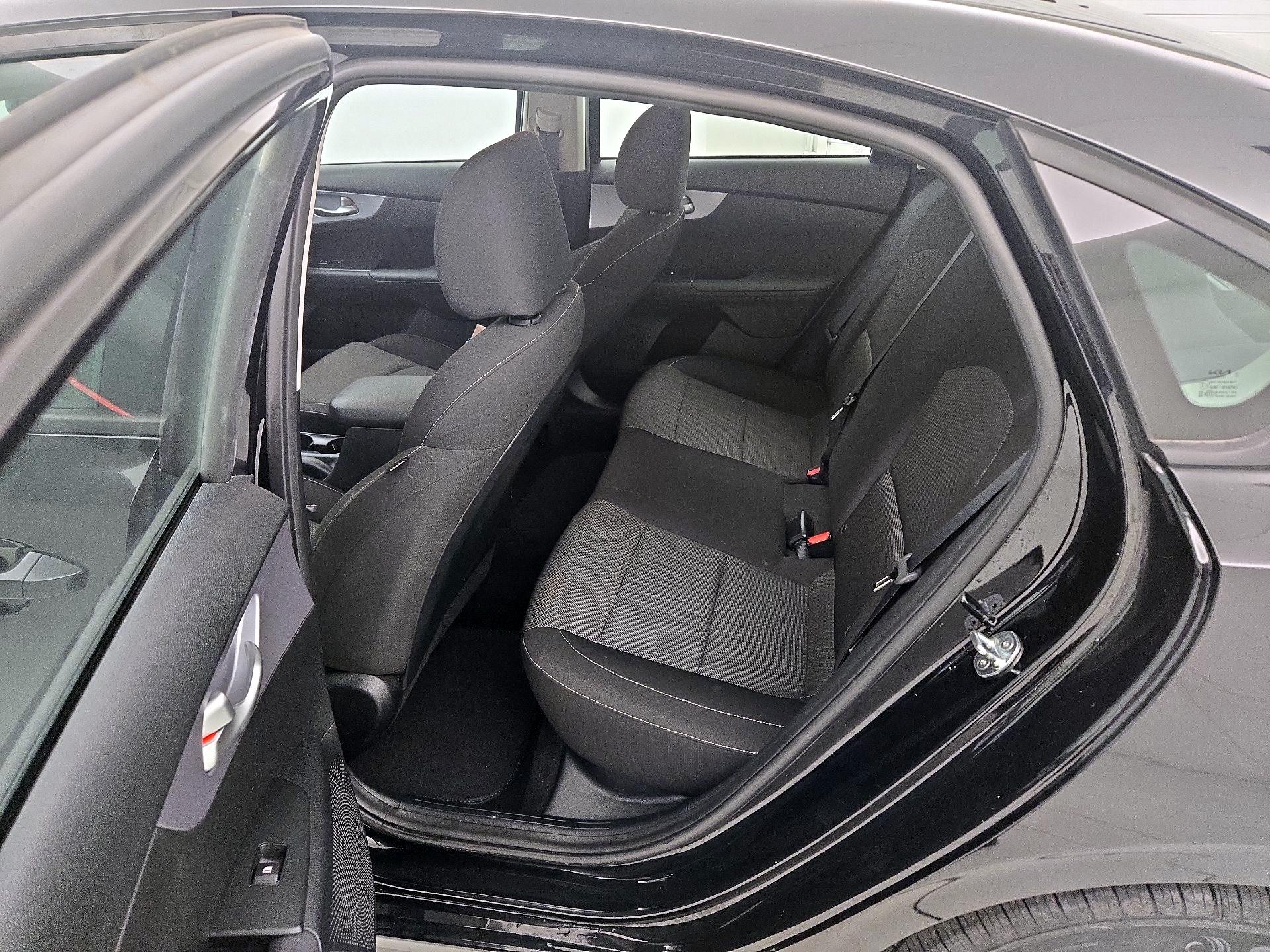 Thumbnail: 2024 Kia Forte - 19