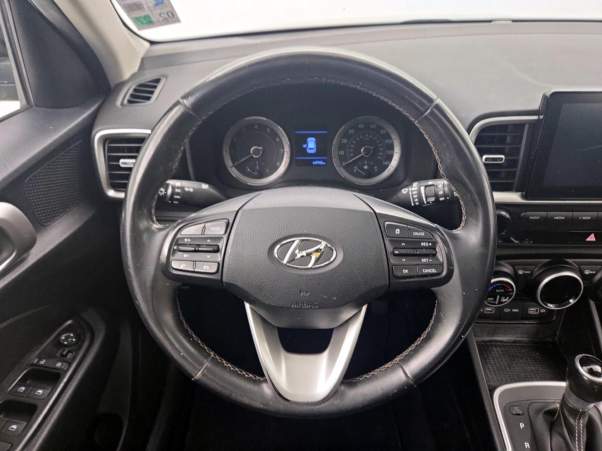 Thumbnail: 2022 Hyundai Venue - 10