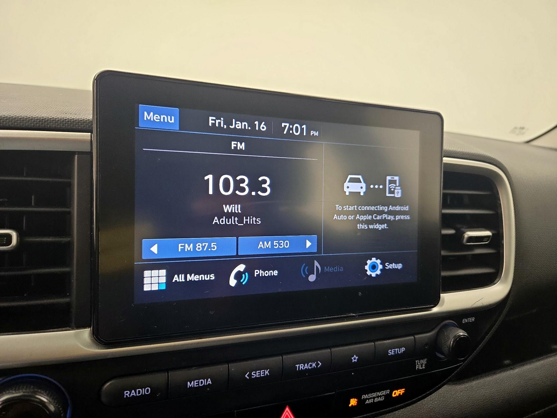 Thumbnail: 2022 Hyundai Venue - 15