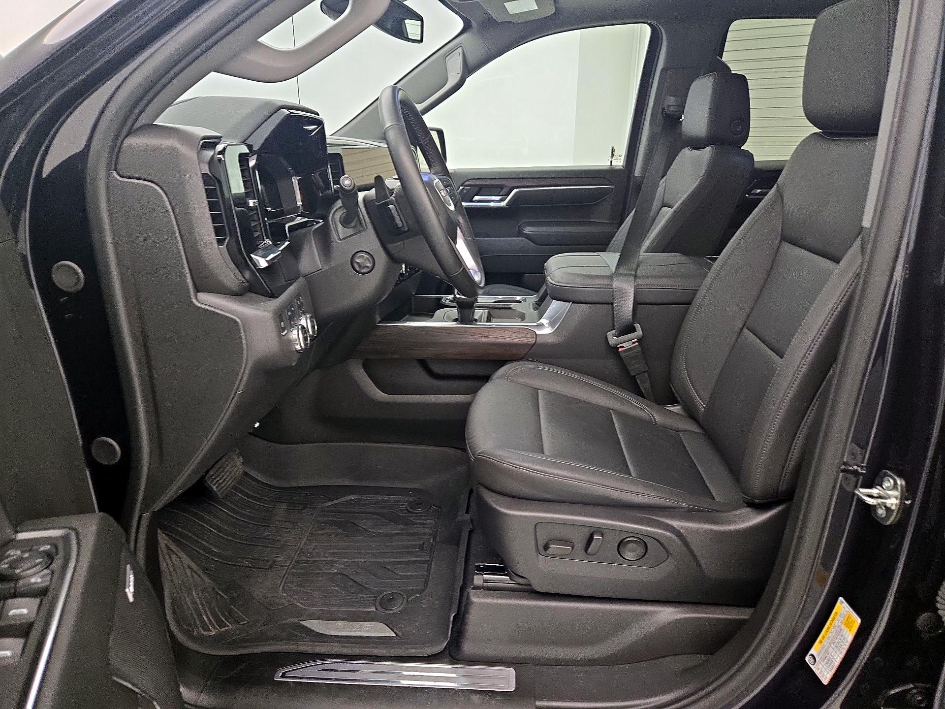 Thumbnail: 2024 GMC Sierra 1500 - 11