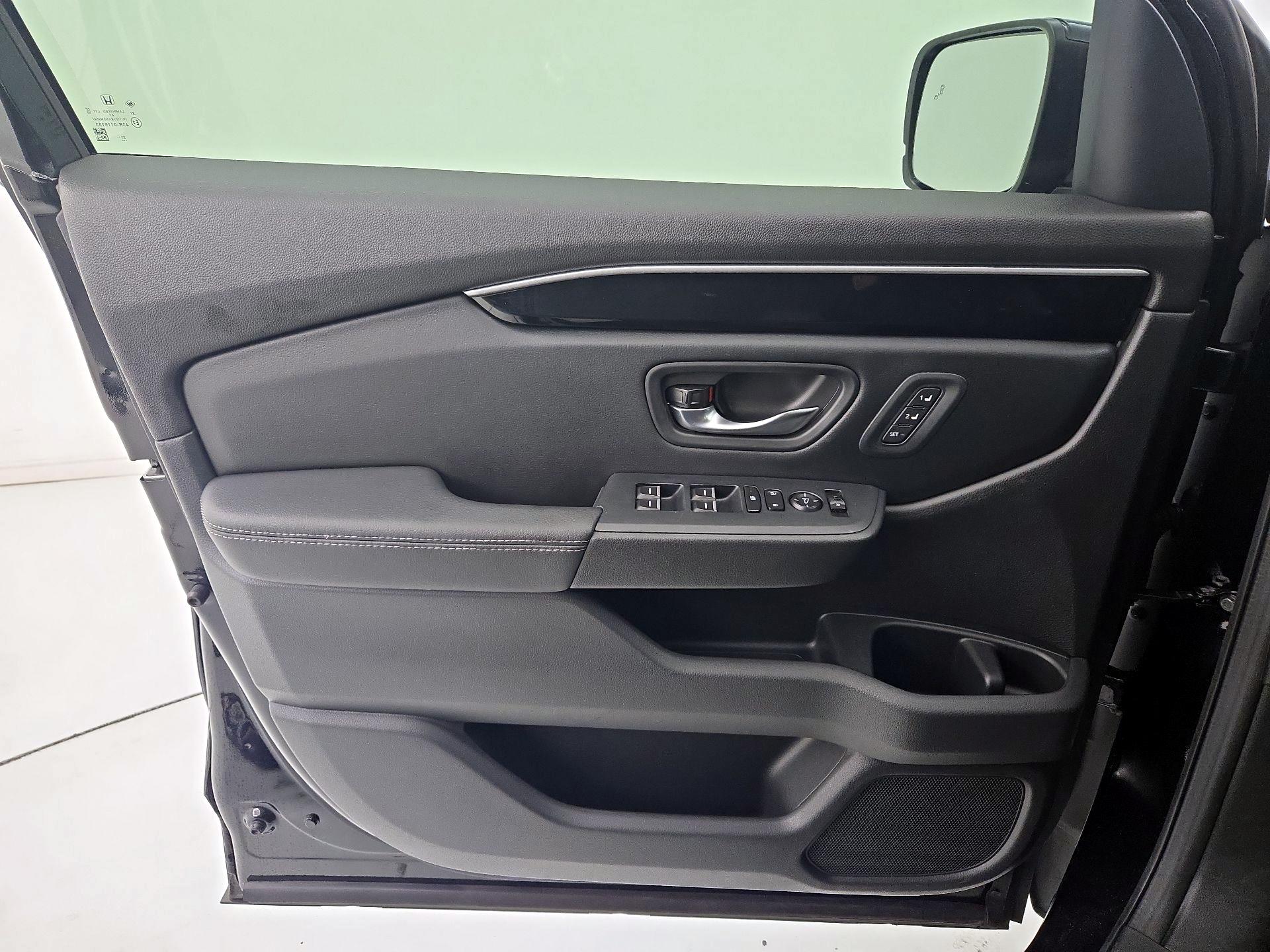 Thumbnail: 2024 Honda Pilot - 12