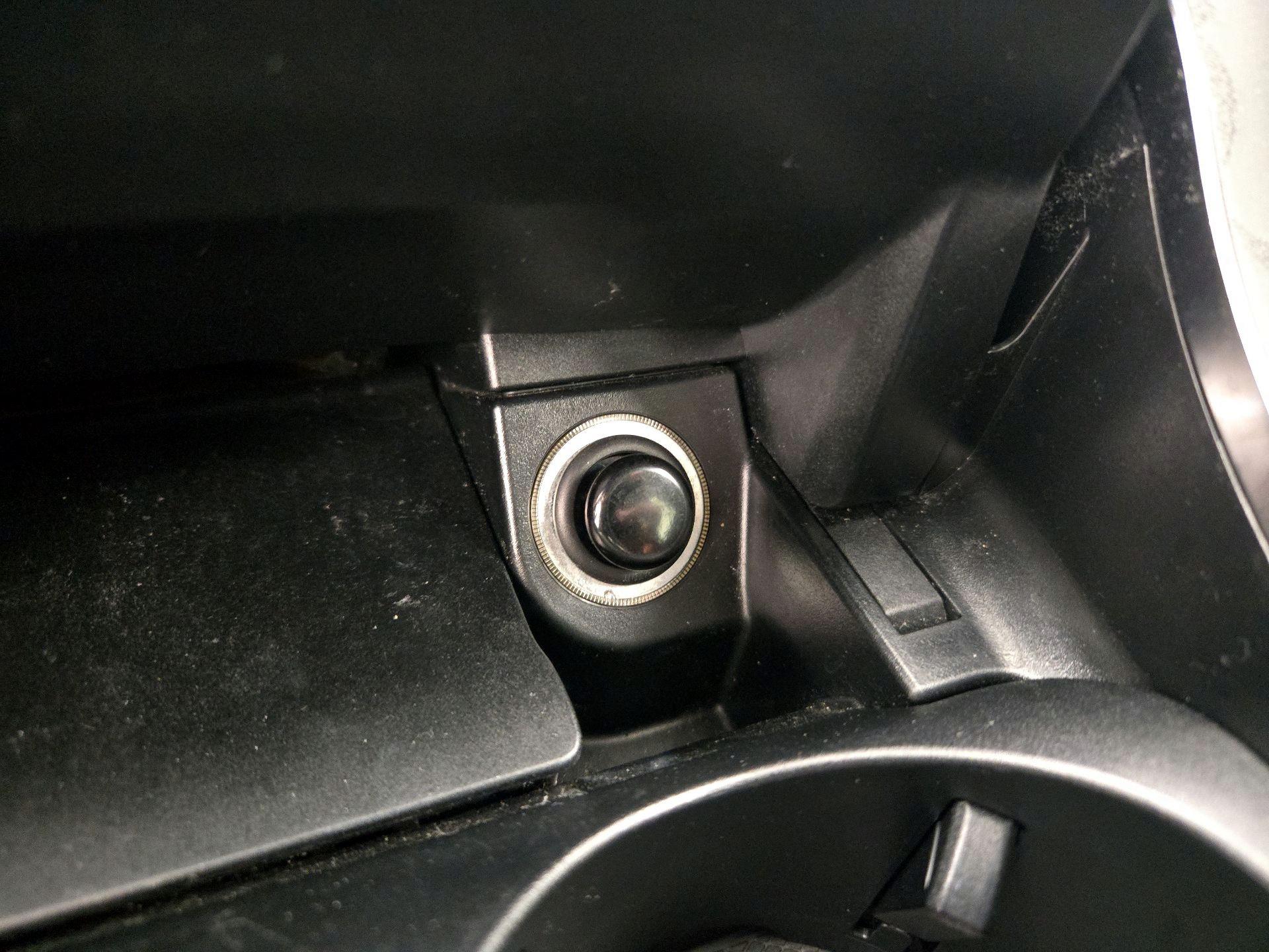 Thumbnail: 2017 Mercedes-Benz C-Class - 19