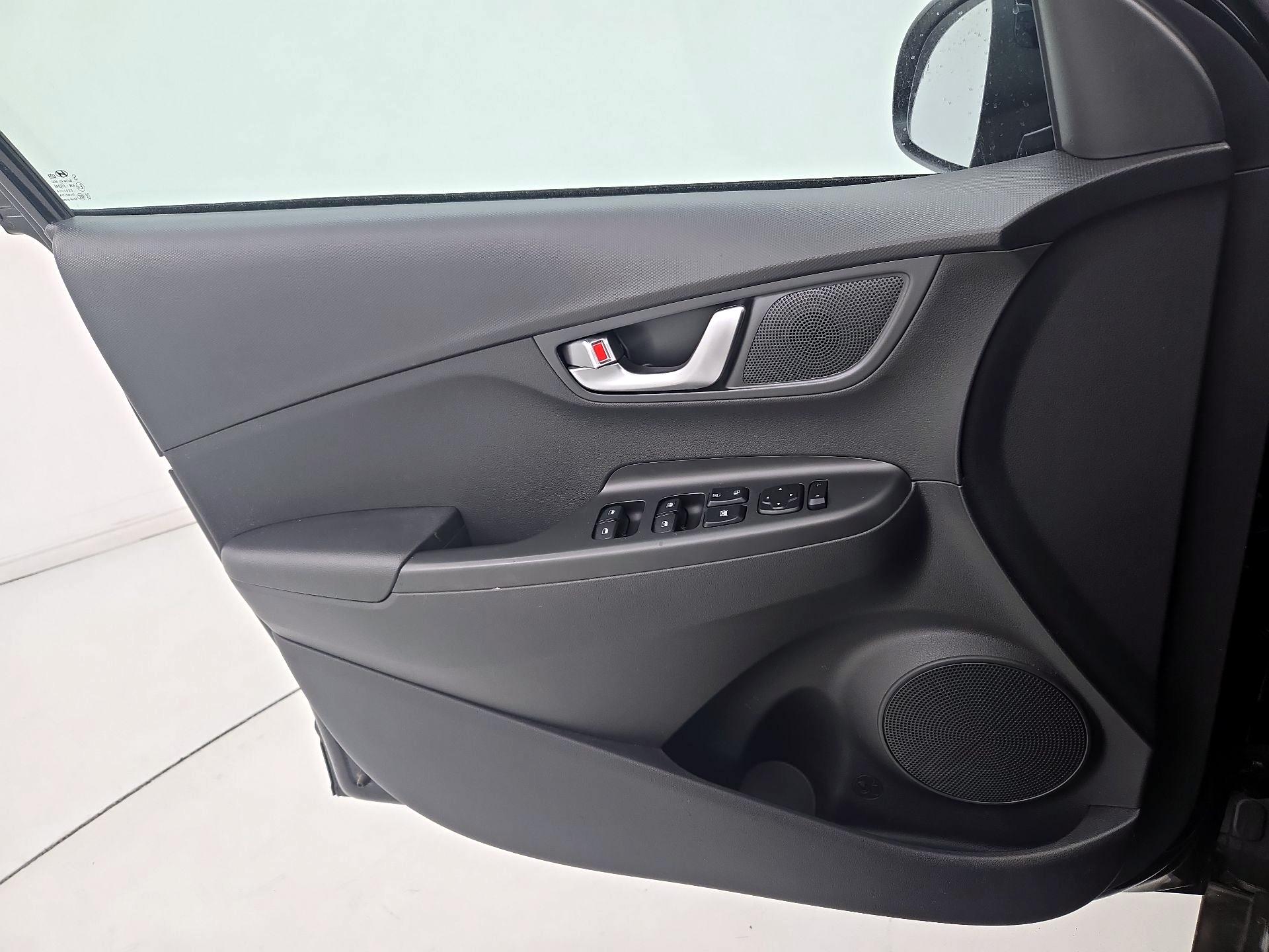 Thumbnail: 2022 Hyundai Kona - 12