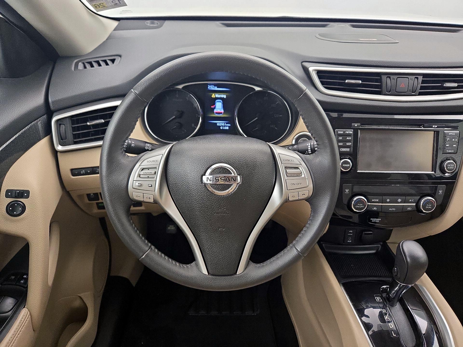 Thumbnail: 2016 Nissan Rogue - 10