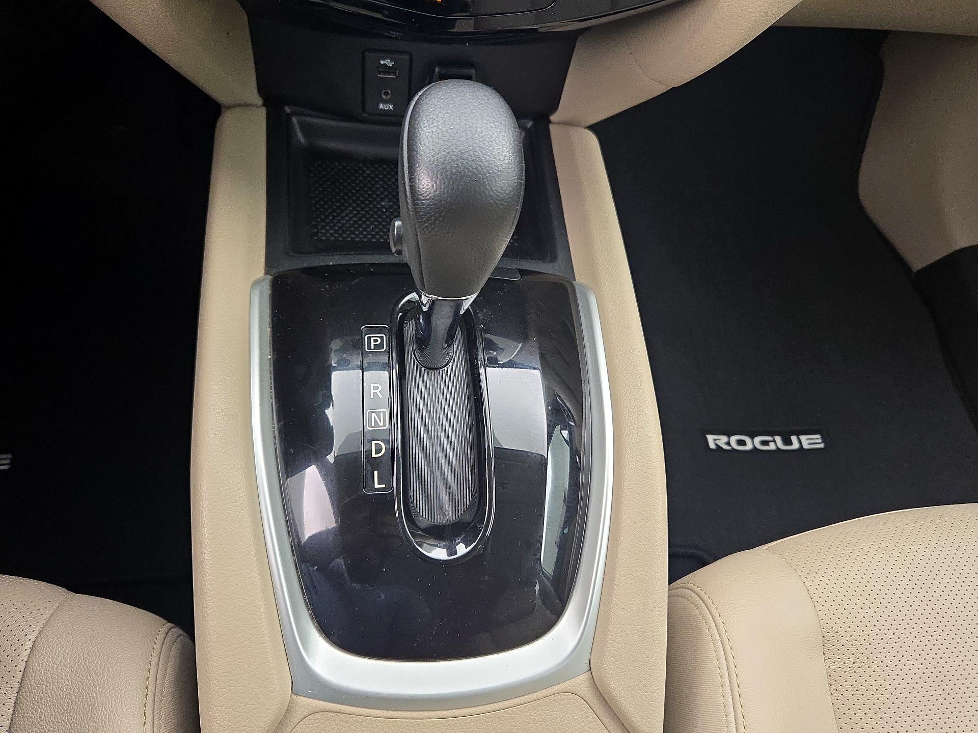 Thumbnail: 2016 Nissan Rogue - 18