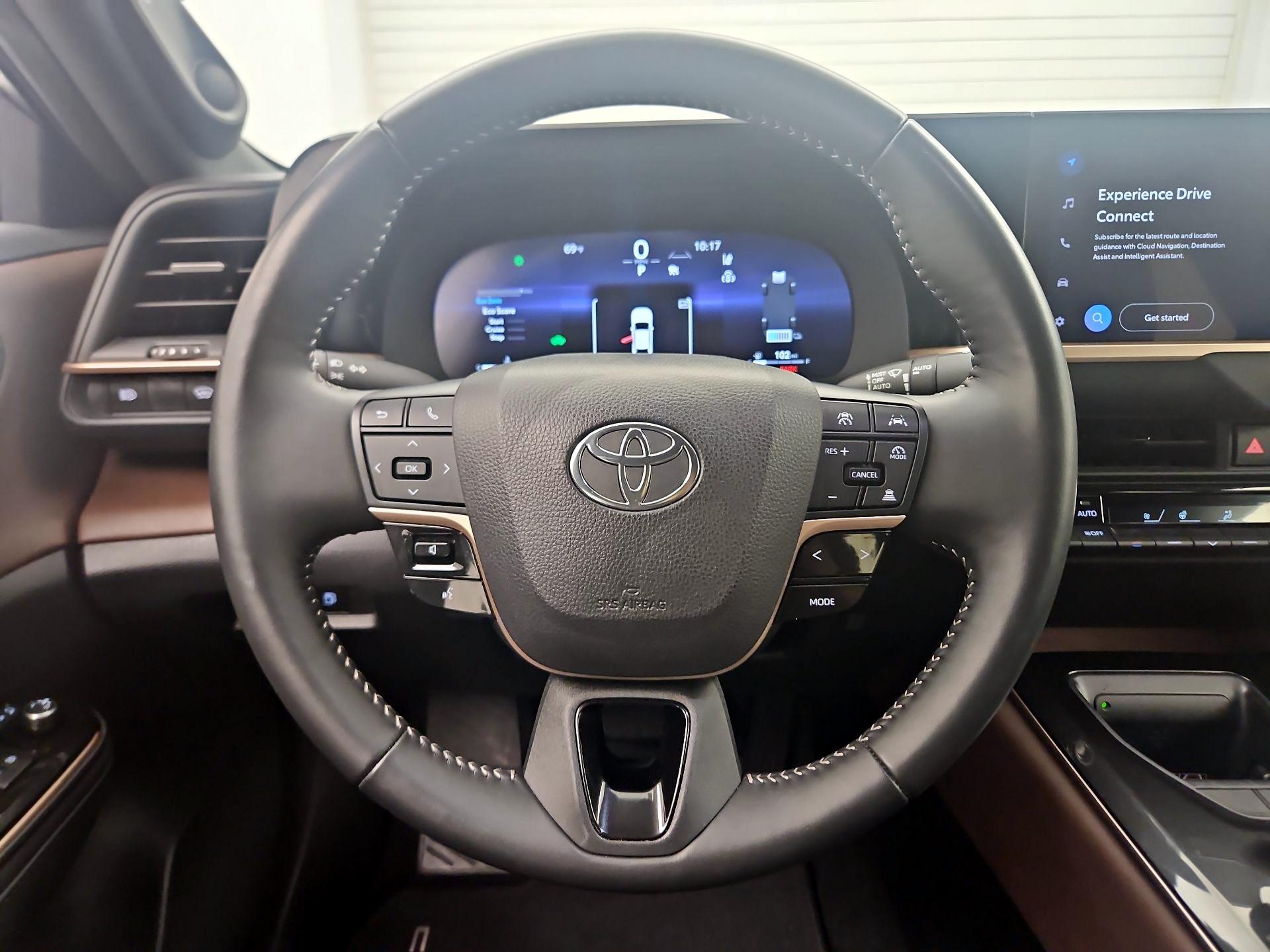 Thumbnail: 2024 Toyota Crown - 10