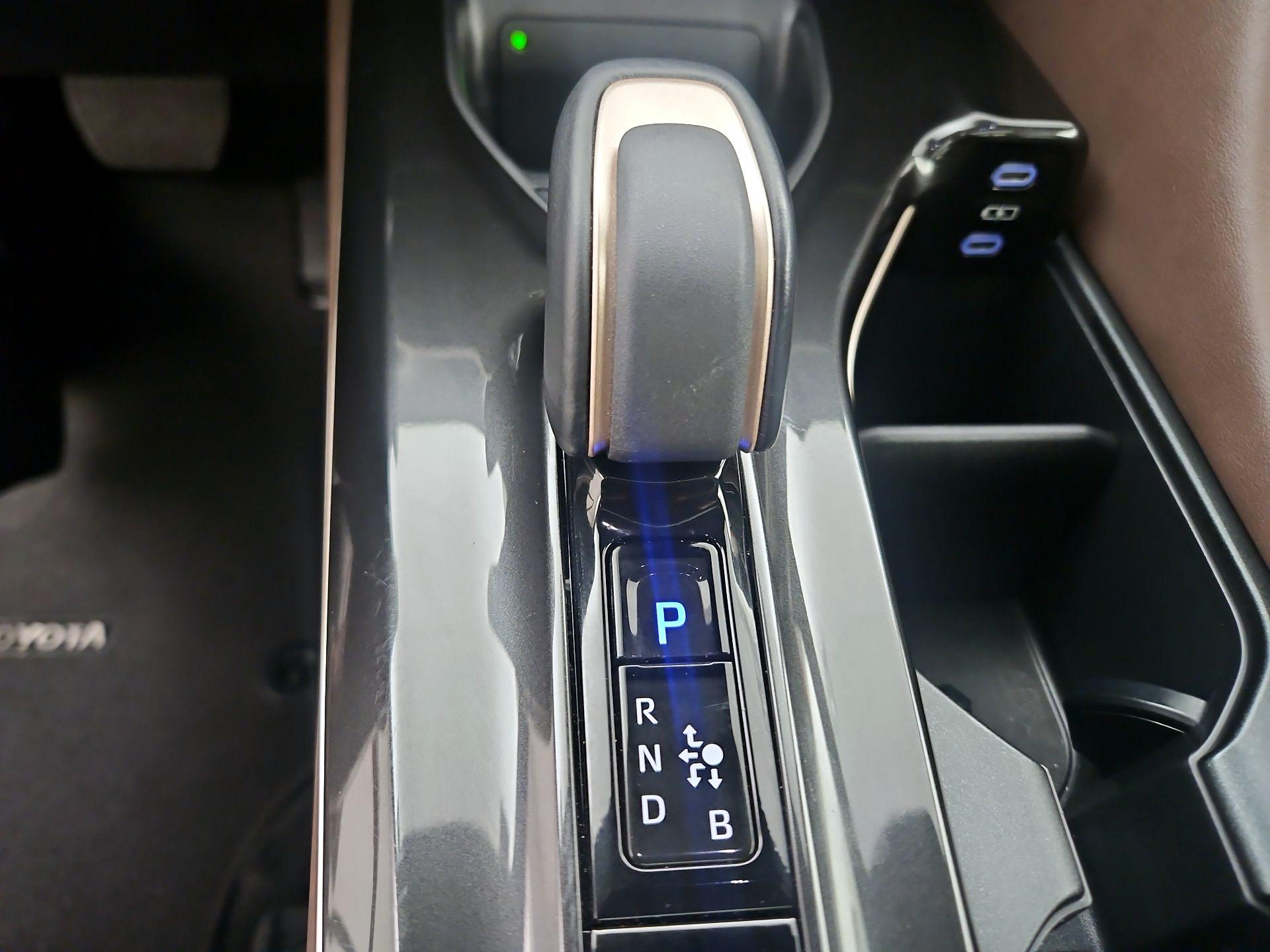 Thumbnail: 2024 Toyota Crown - 17