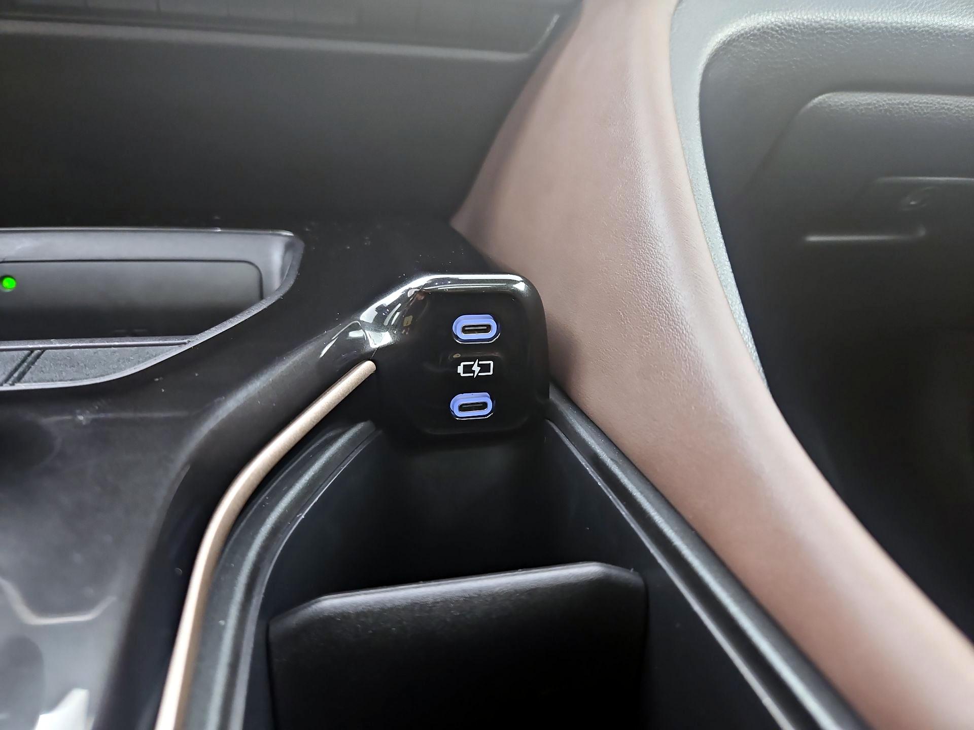 Thumbnail: 2024 Toyota Crown - 18