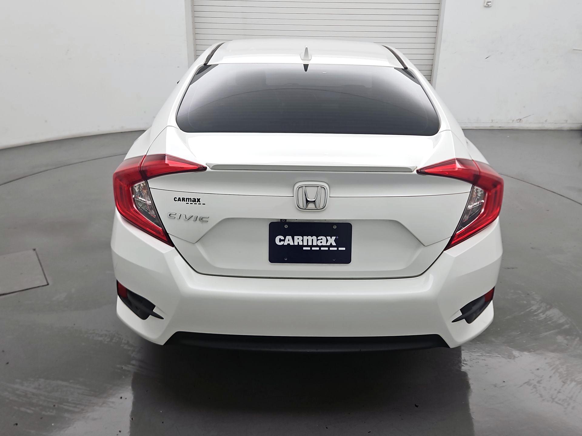 Thumbnail: 2017 Honda Civic - 6