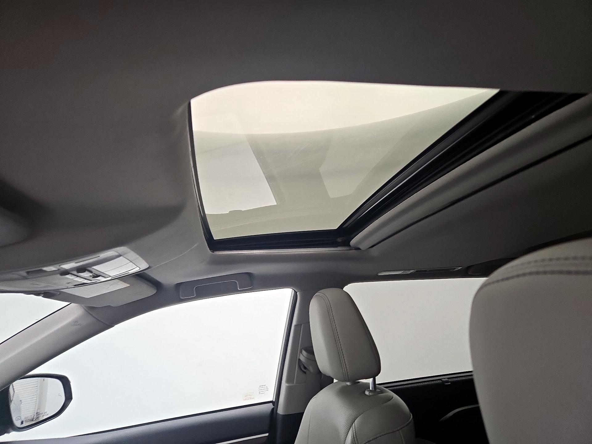 Thumbnail: 2015 Toyota Highlander - 19