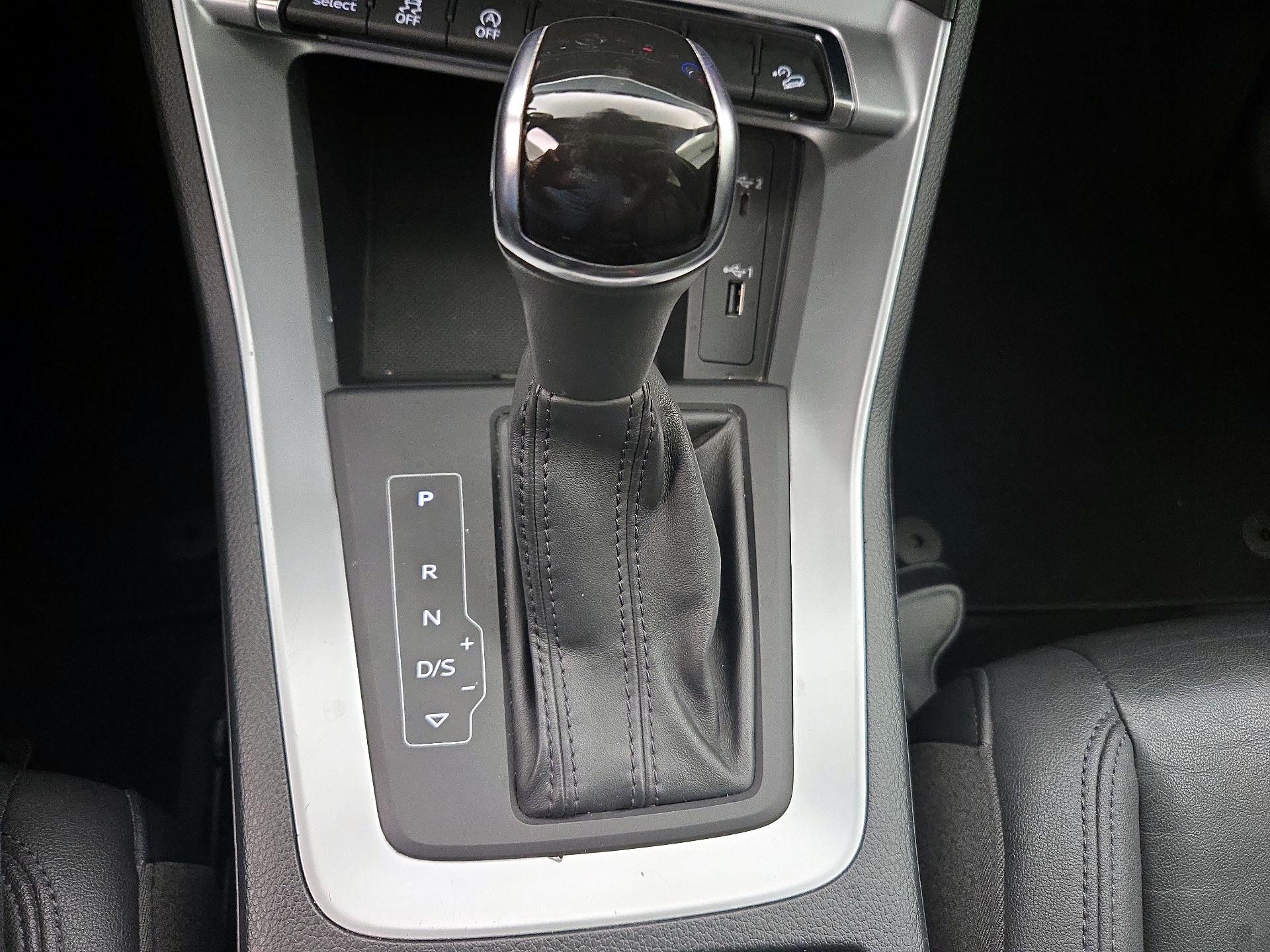 Thumbnail: 2019 Audi Q3 - 17