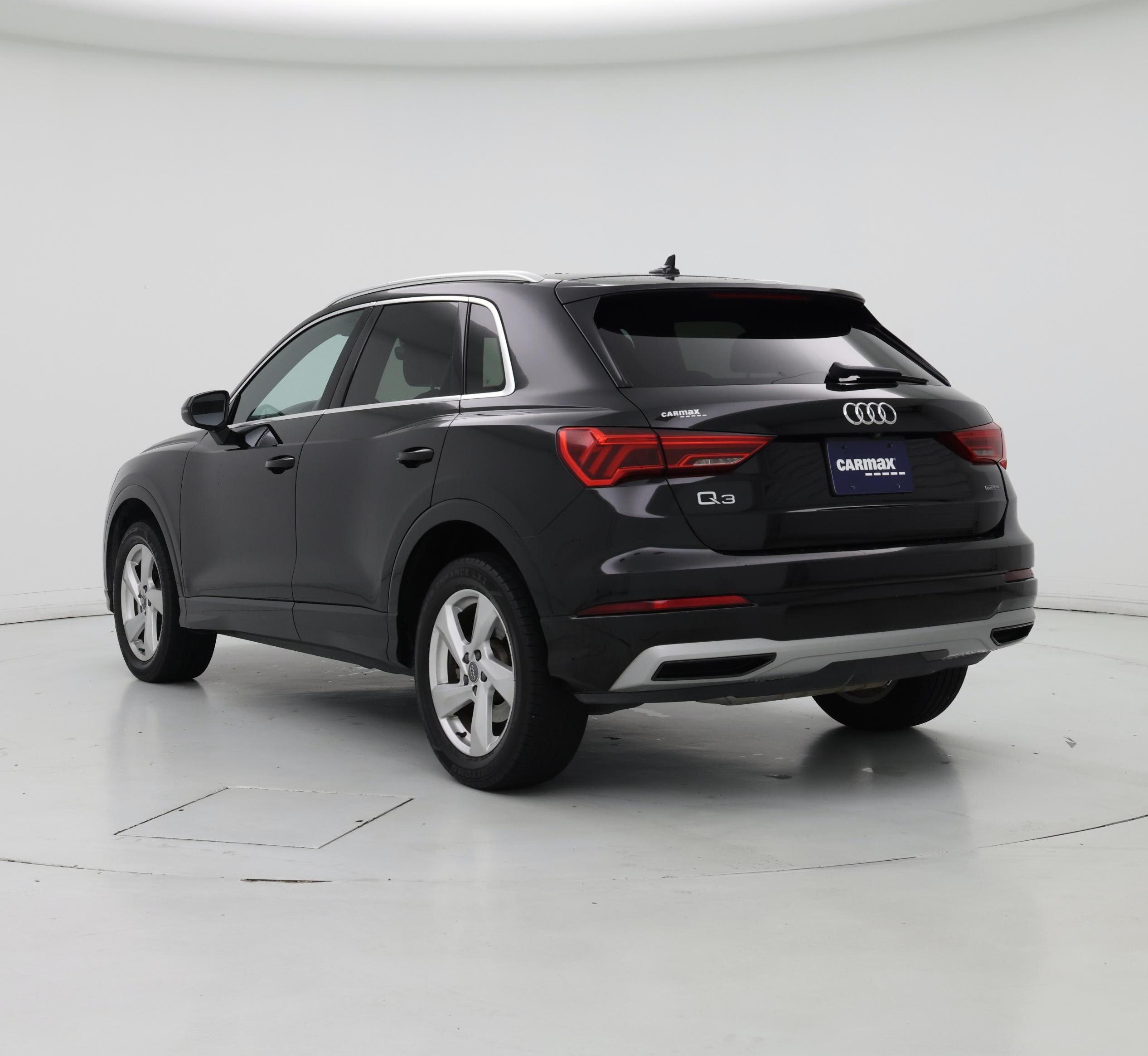 Thumbnail: 2019 Audi Q3 - 2