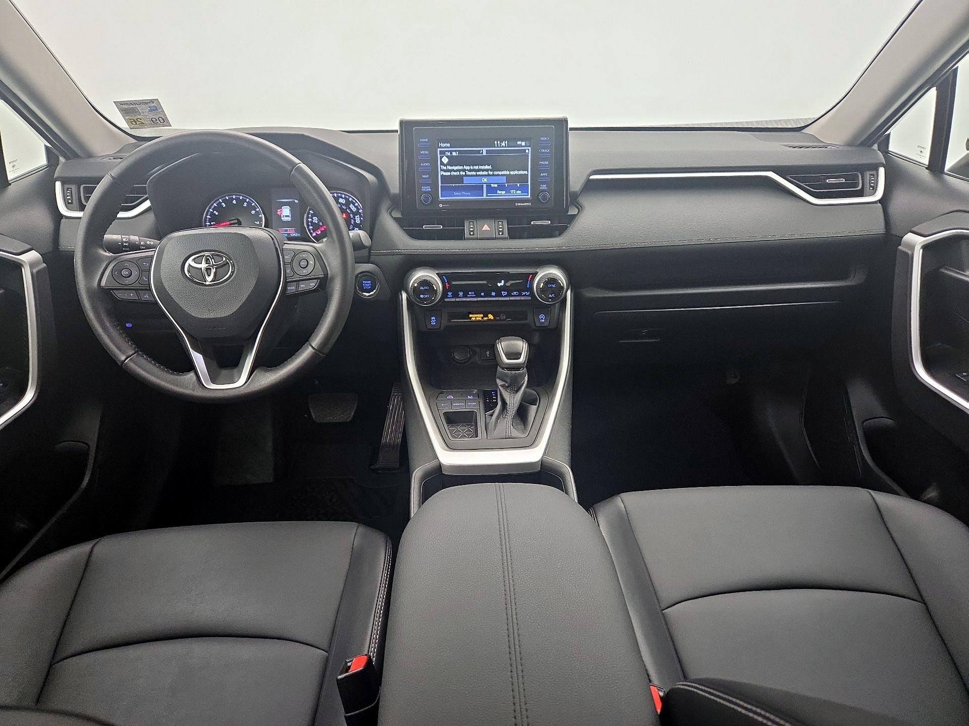 Thumbnail: 2022 Toyota RAV4 - 9