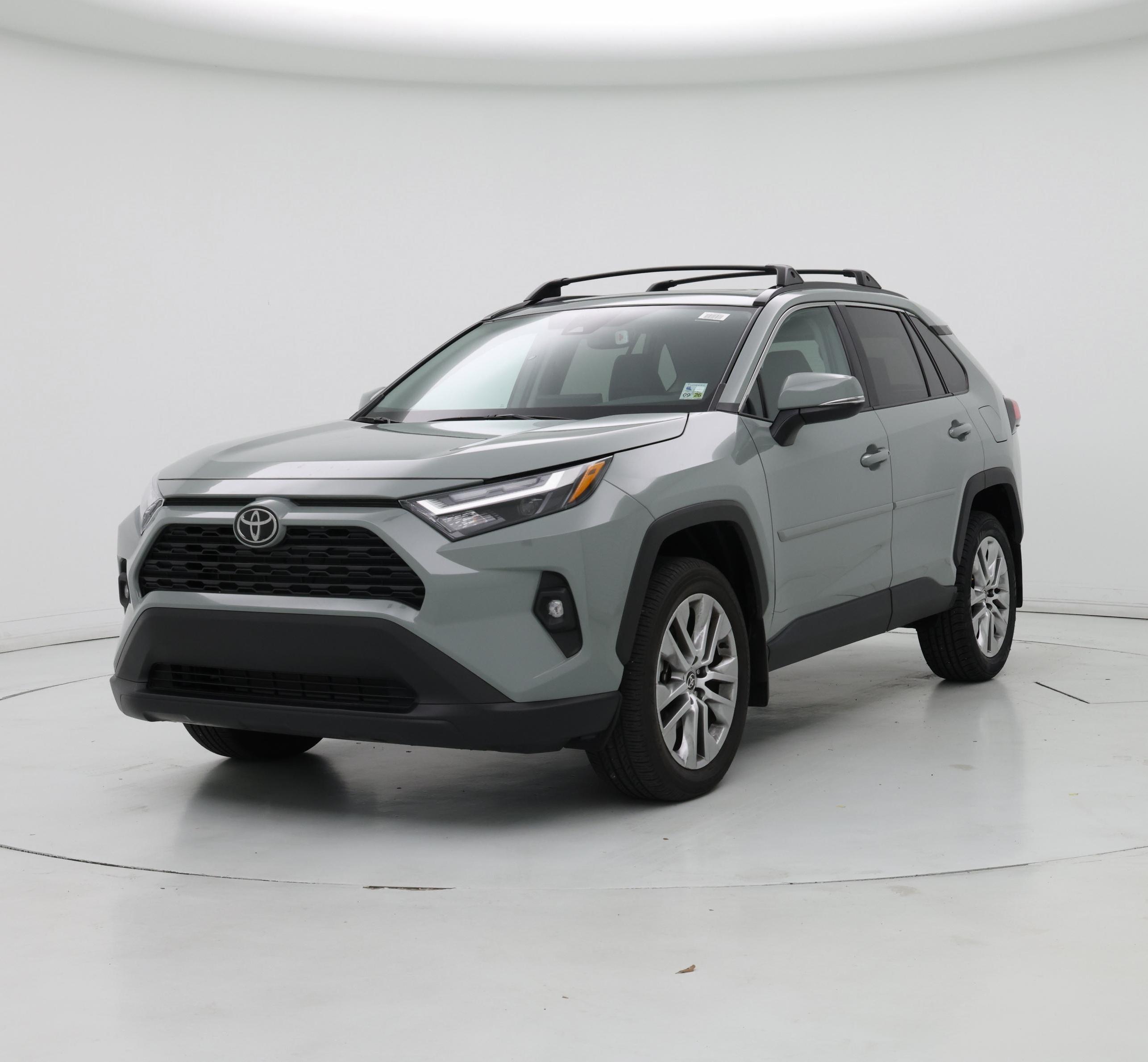 Thumbnail: 2022 Toyota RAV4 - 4