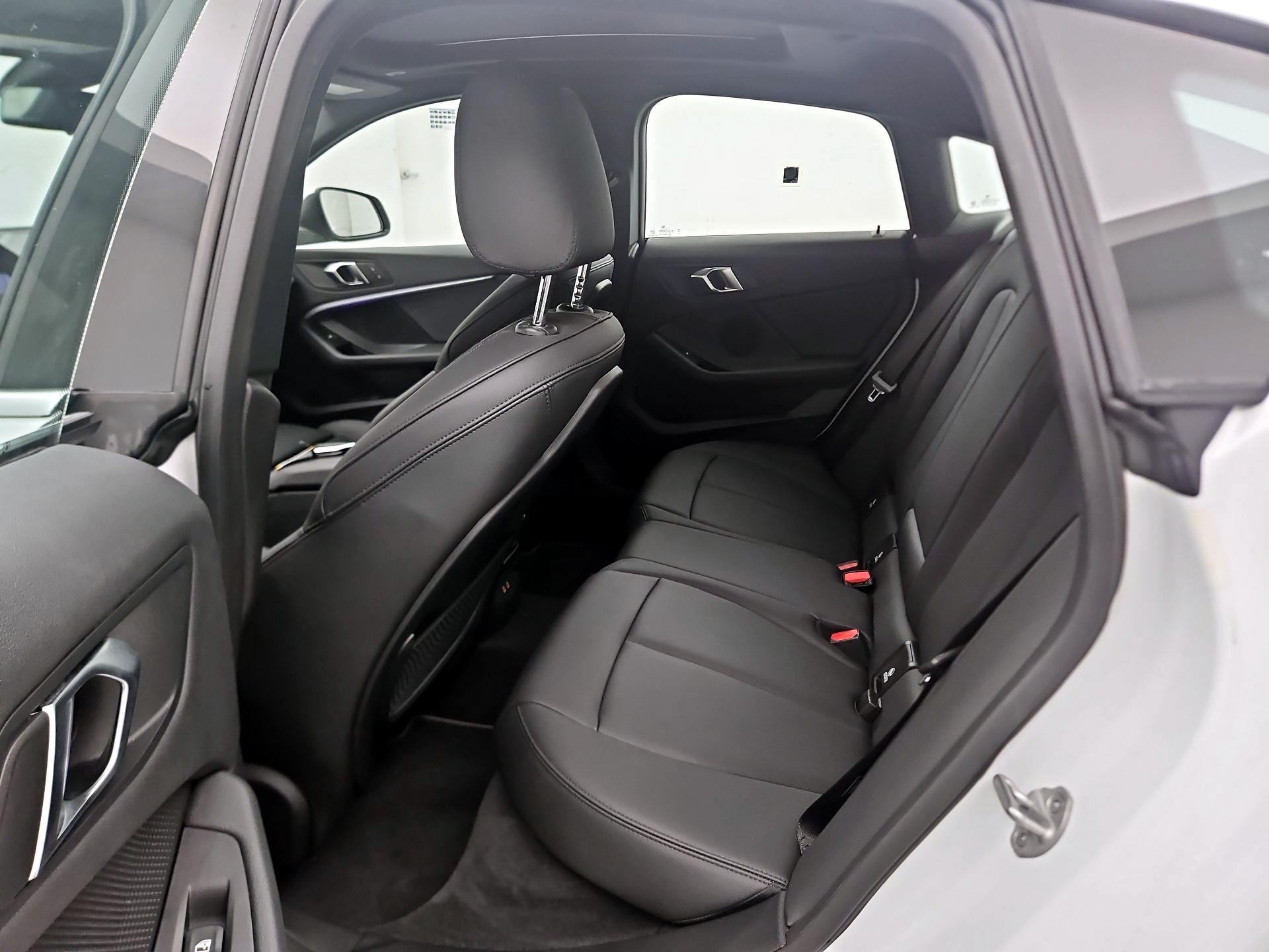 Thumbnail: 2024 BMW 2 Series - 19