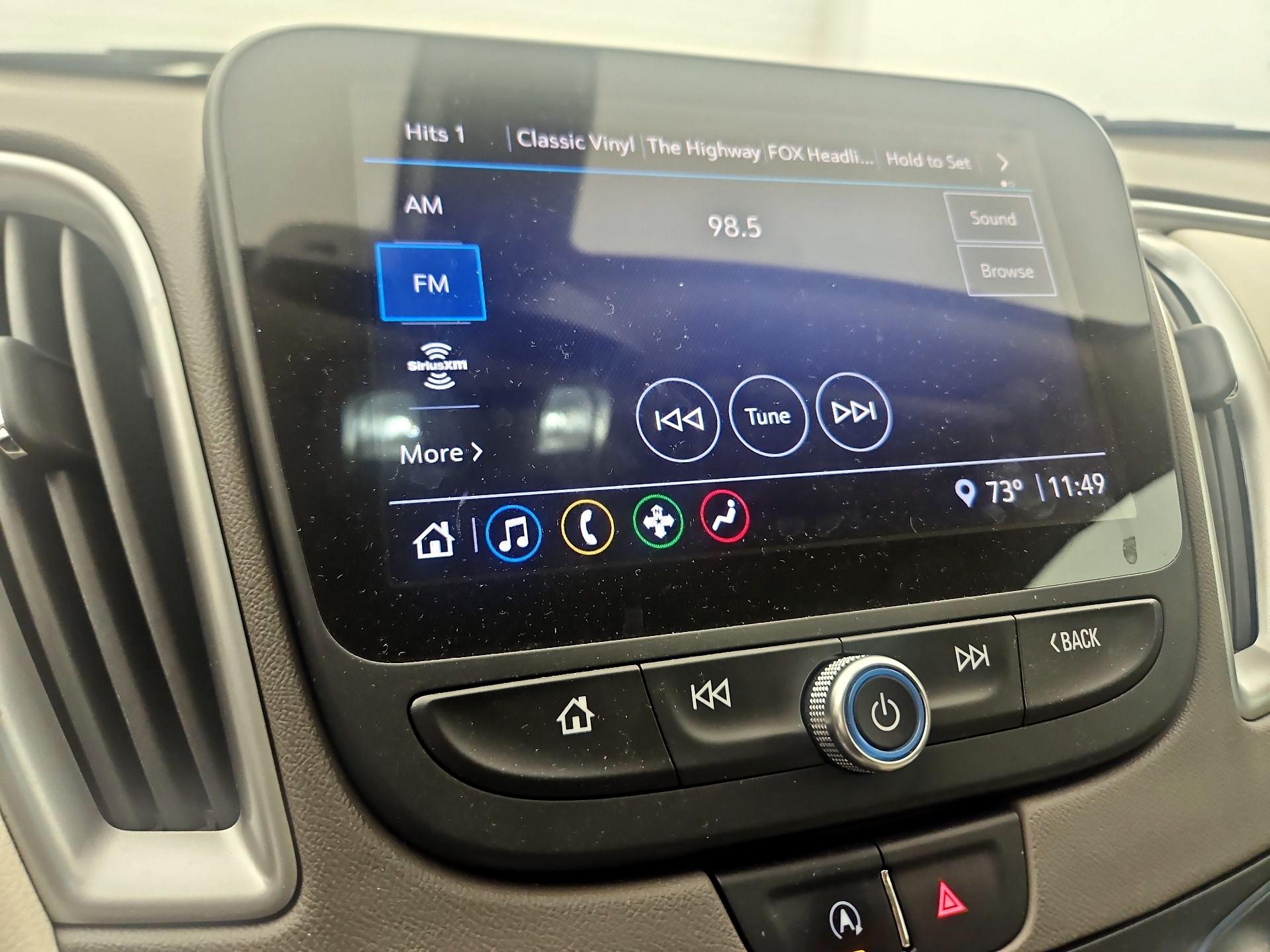 Thumbnail: 2022 Chevrolet Malibu - 15