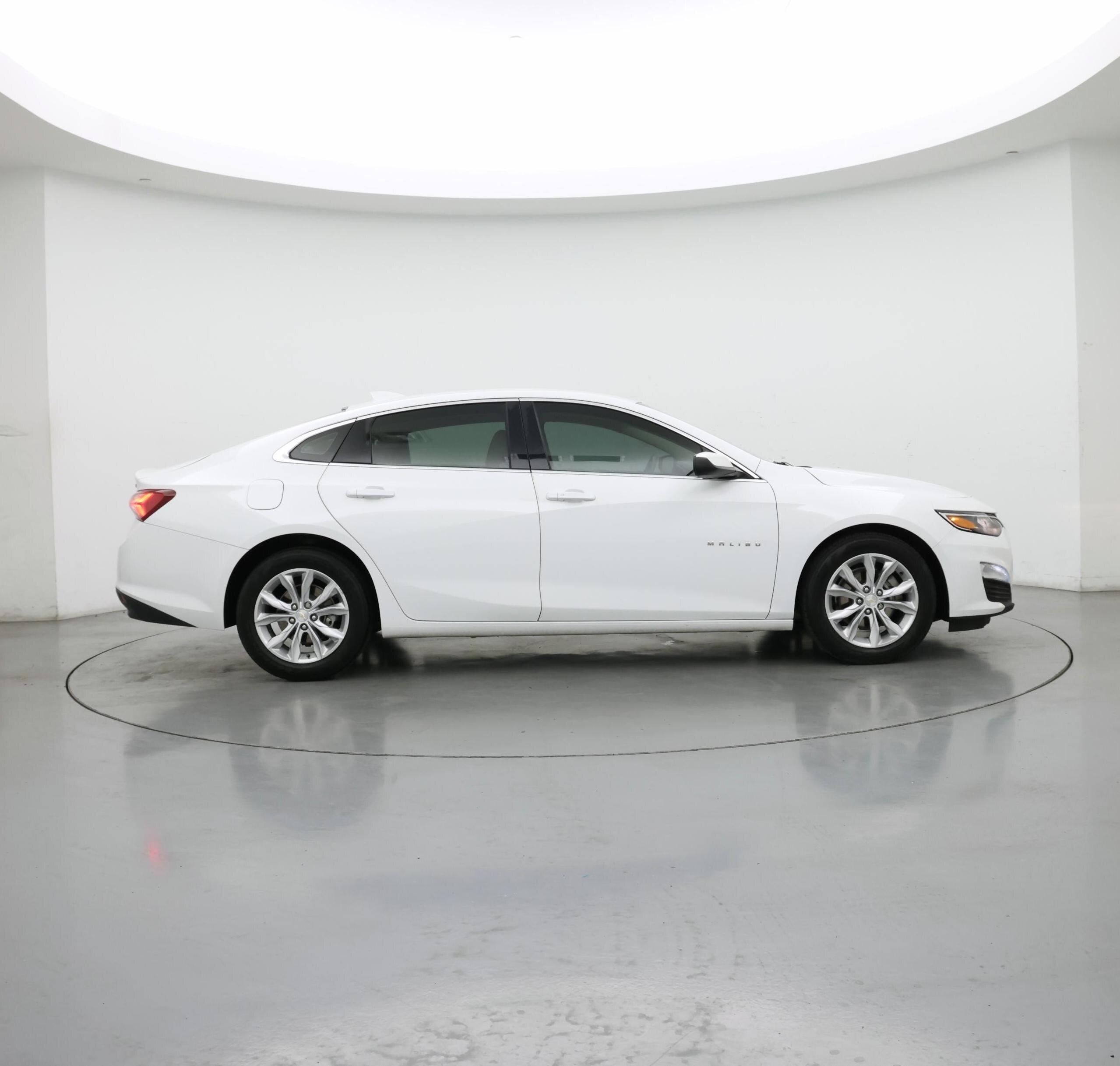 Thumbnail: 2022 Chevrolet Malibu - 7