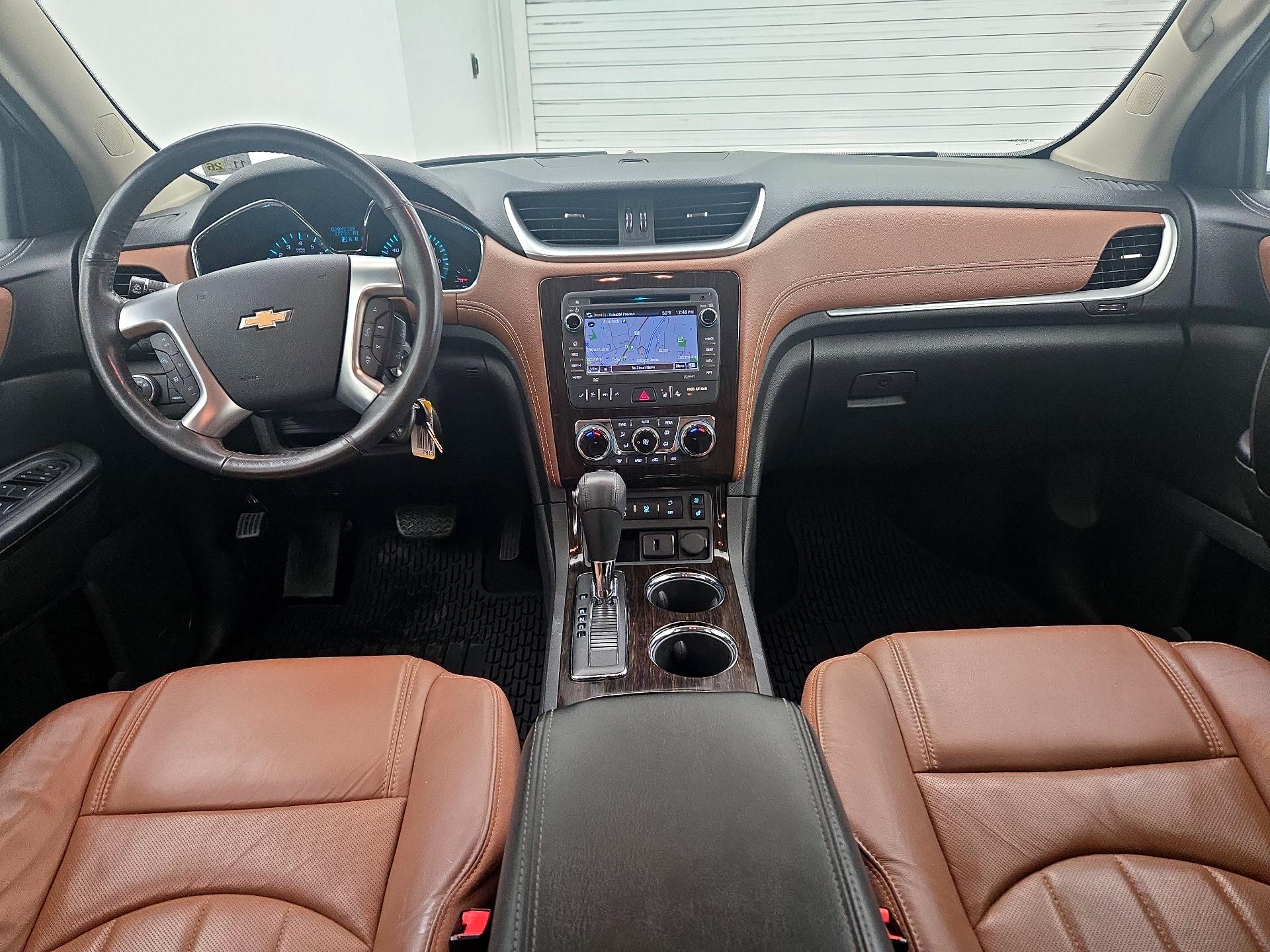 Thumbnail: 2015 Chevrolet Traverse - 9