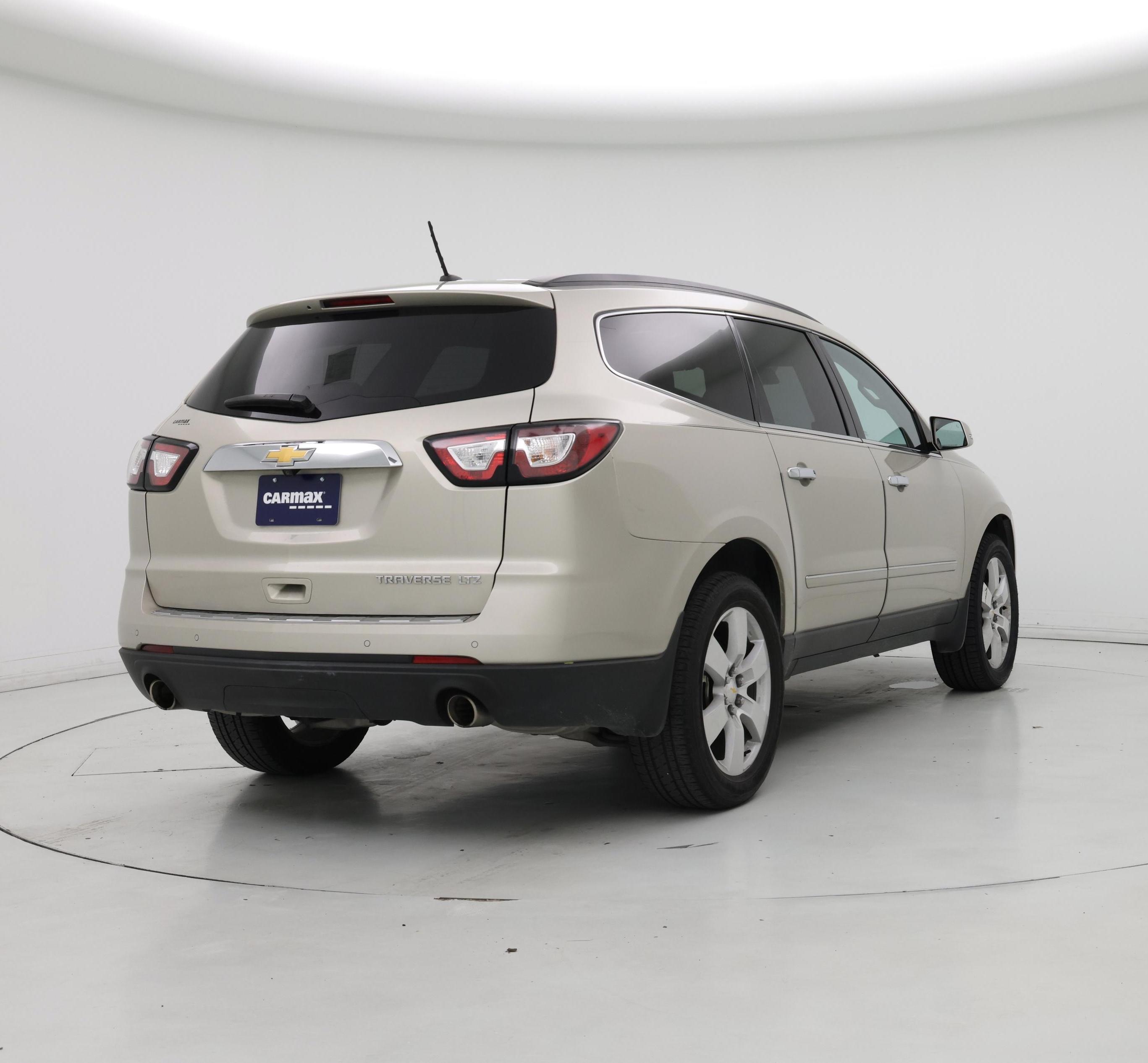 Thumbnail: 2015 Chevrolet Traverse - 8