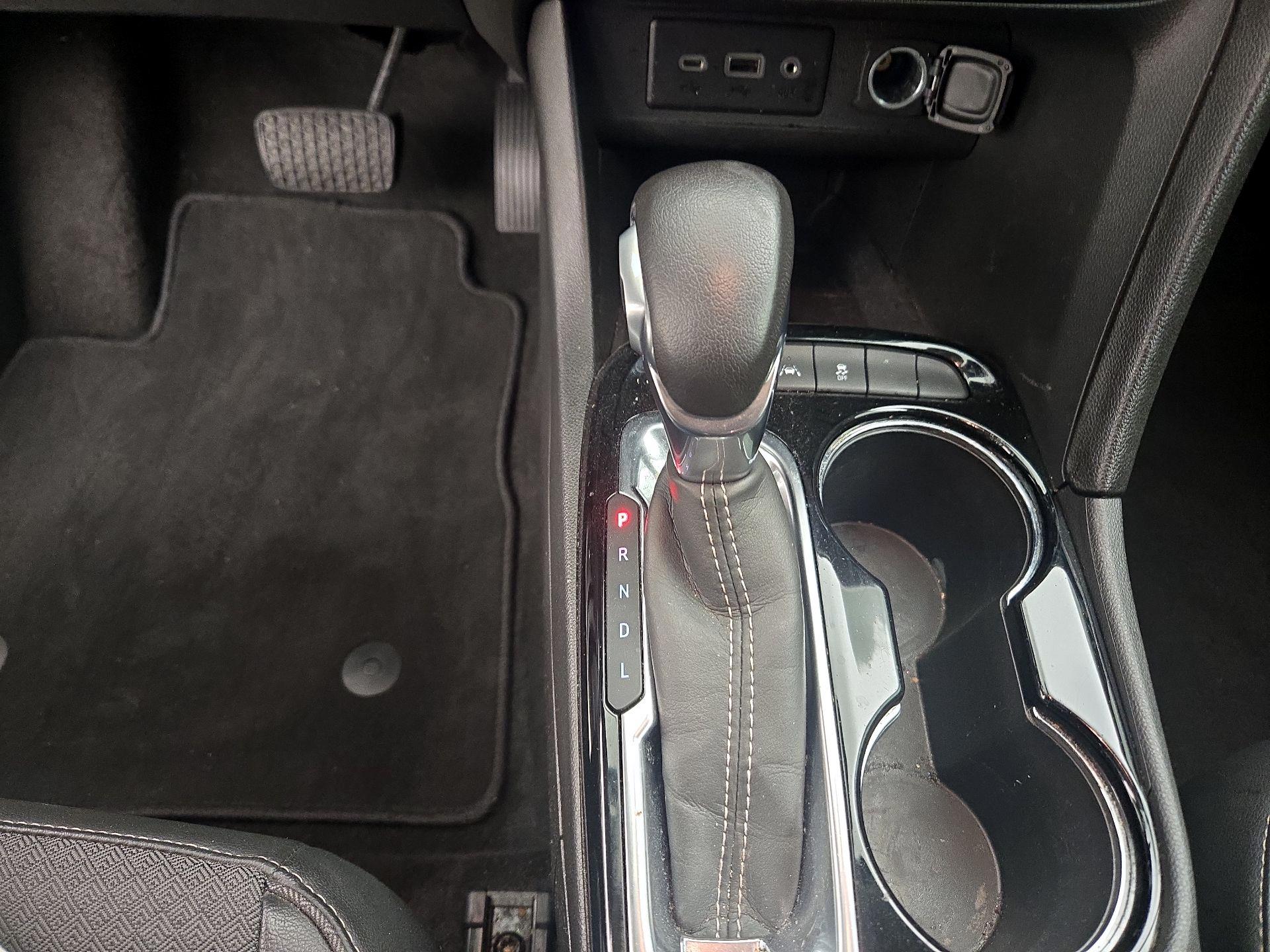 Thumbnail: 2021 Buick Encore GX - 17