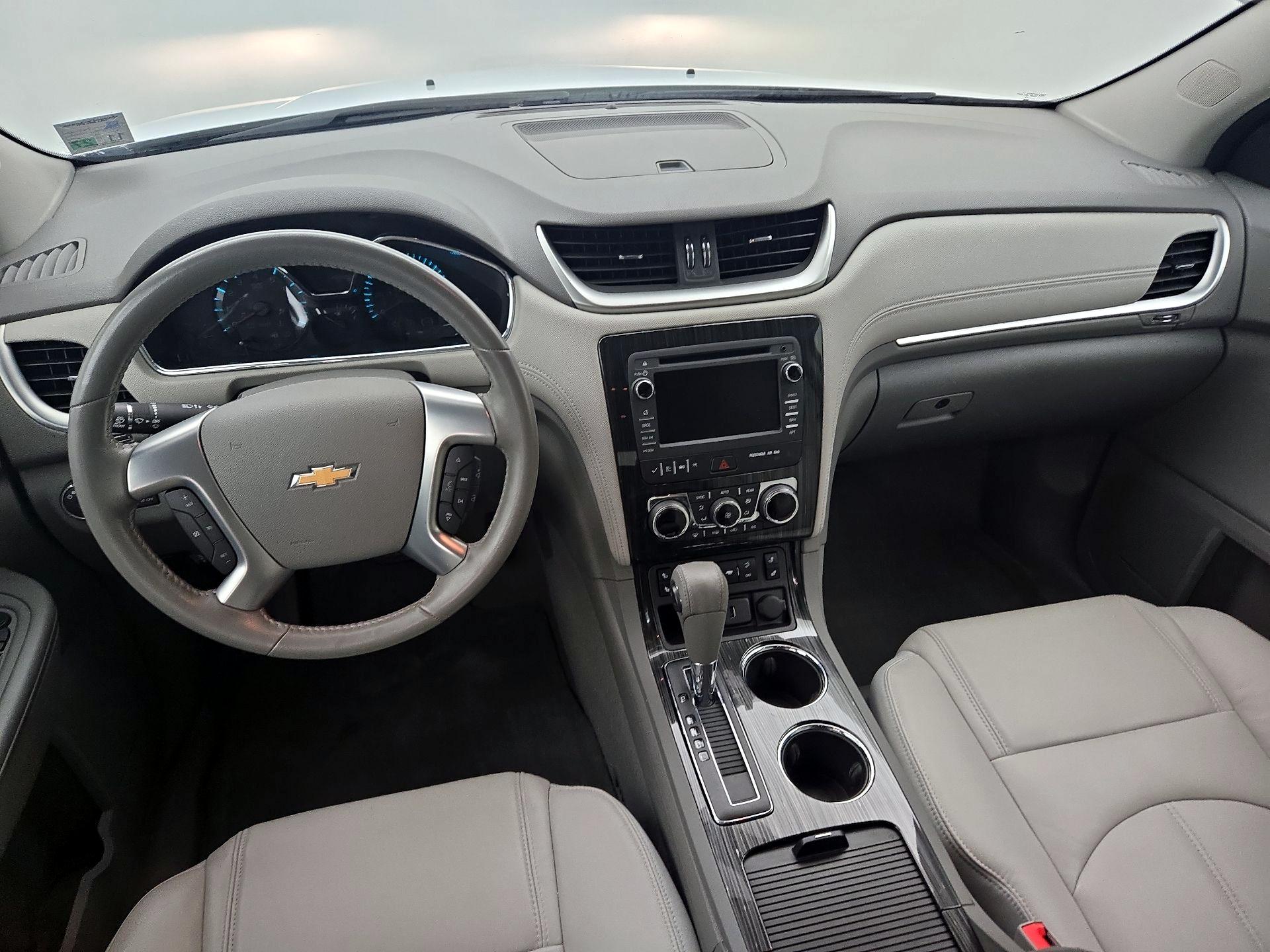 Thumbnail: 2017 Chevrolet Traverse - 9