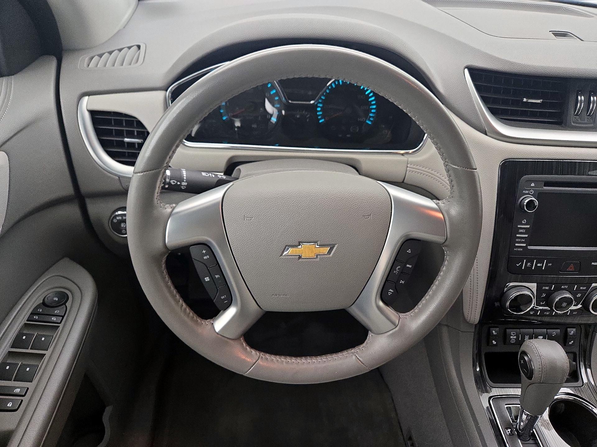 Thumbnail: 2017 Chevrolet Traverse - 10