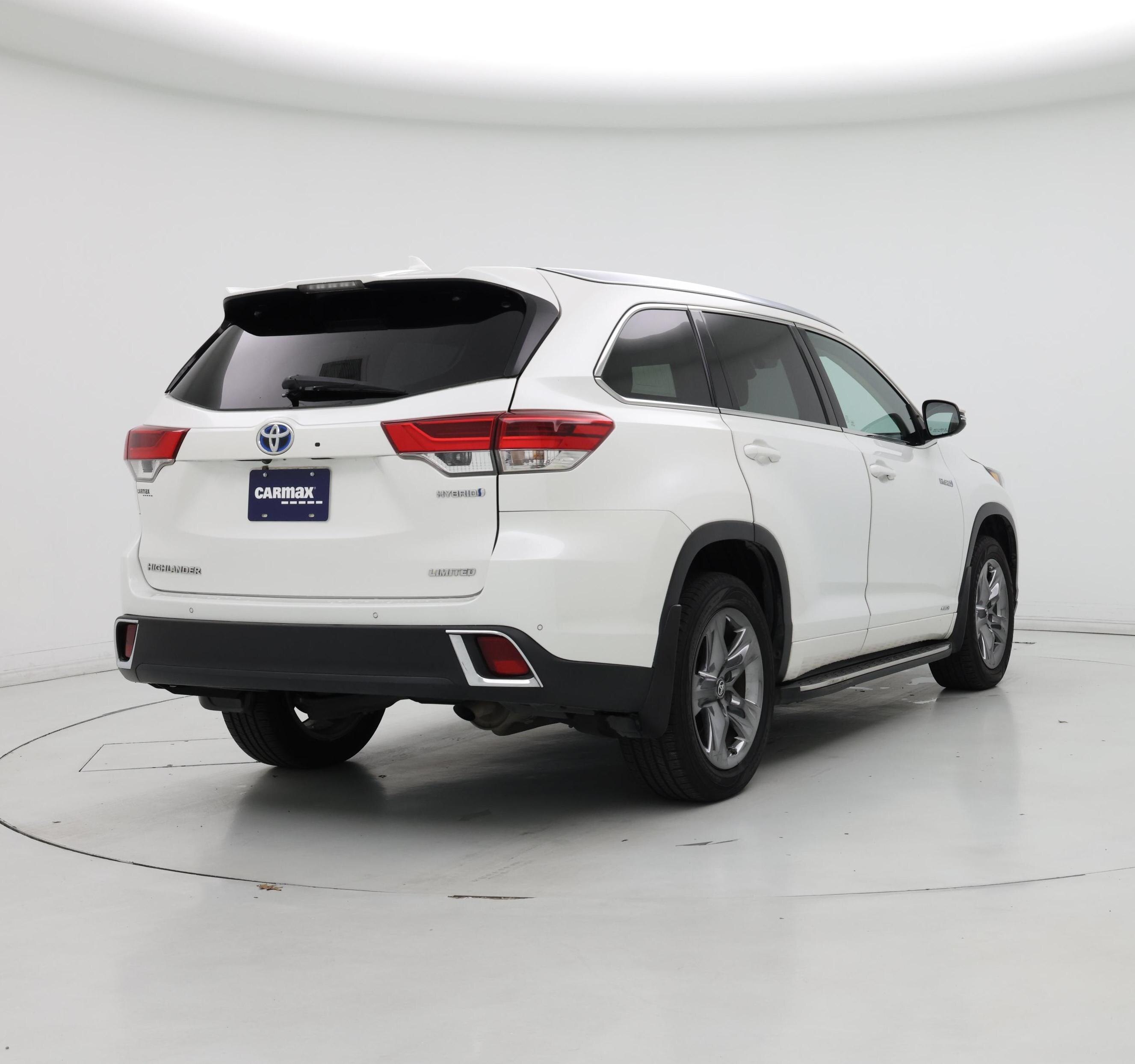 Thumbnail: 2019 Toyota Highlander - 8