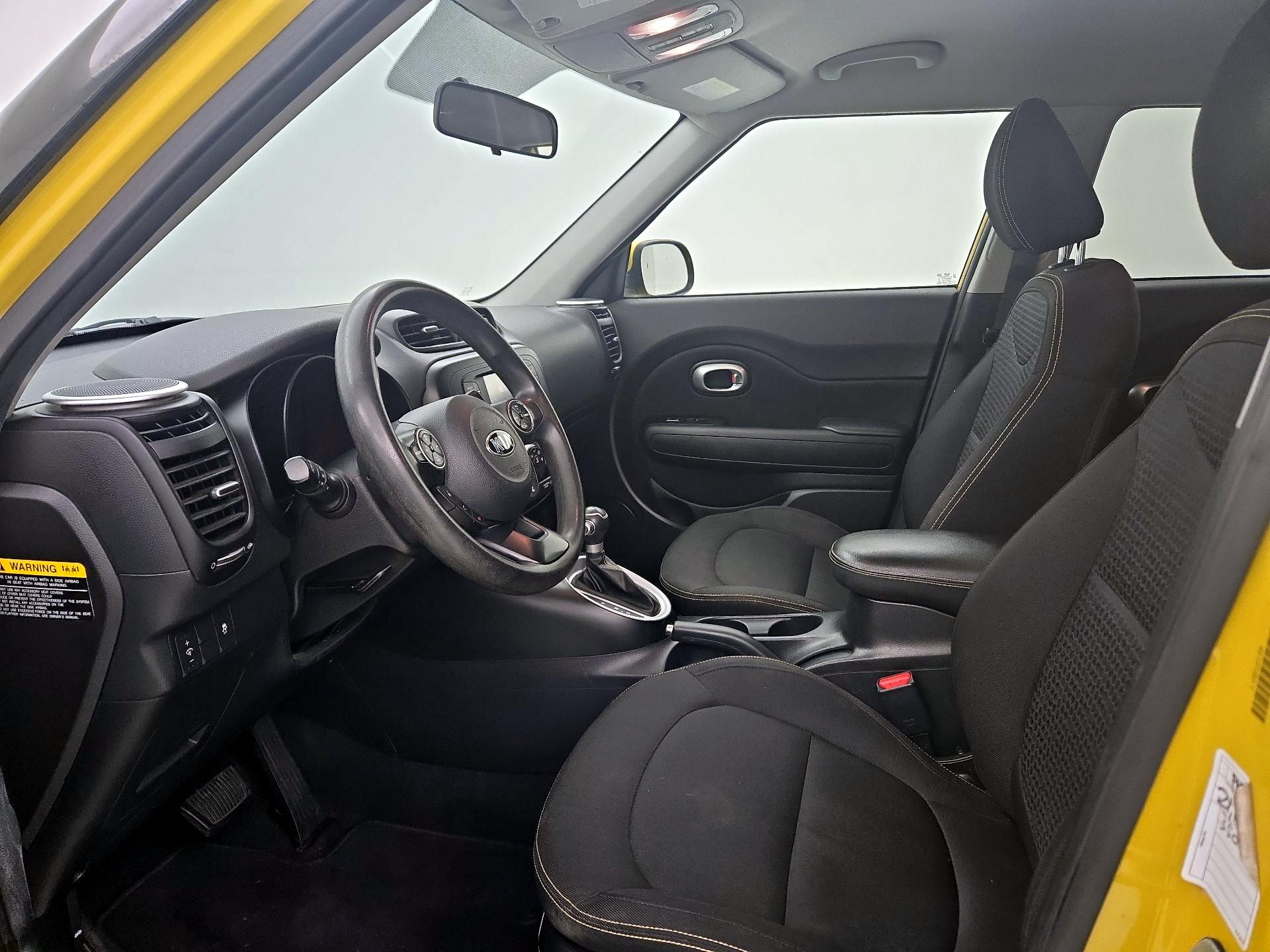 Thumbnail: 2016 Kia Soul - 11