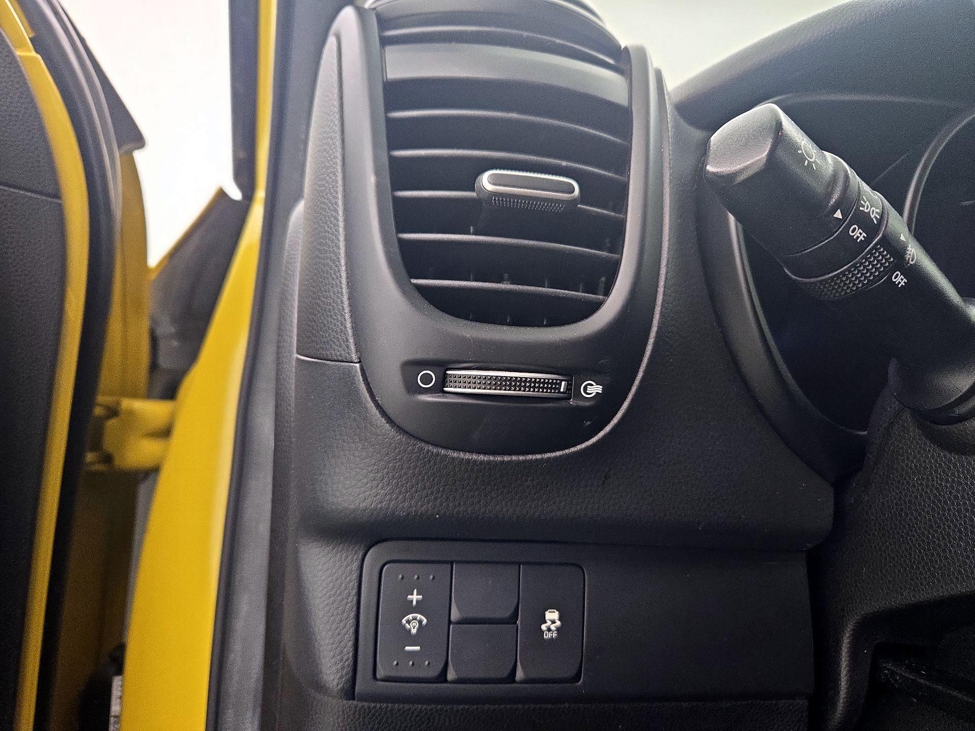 Thumbnail: 2016 Kia Soul - 13