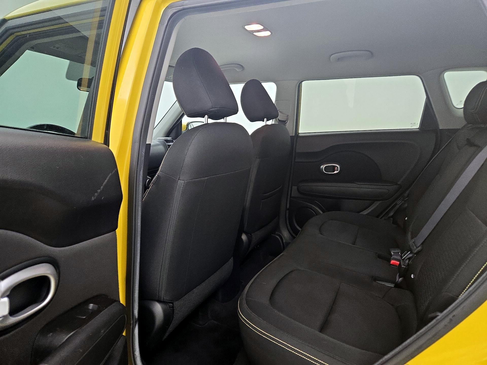 Thumbnail: 2016 Kia Soul - 19