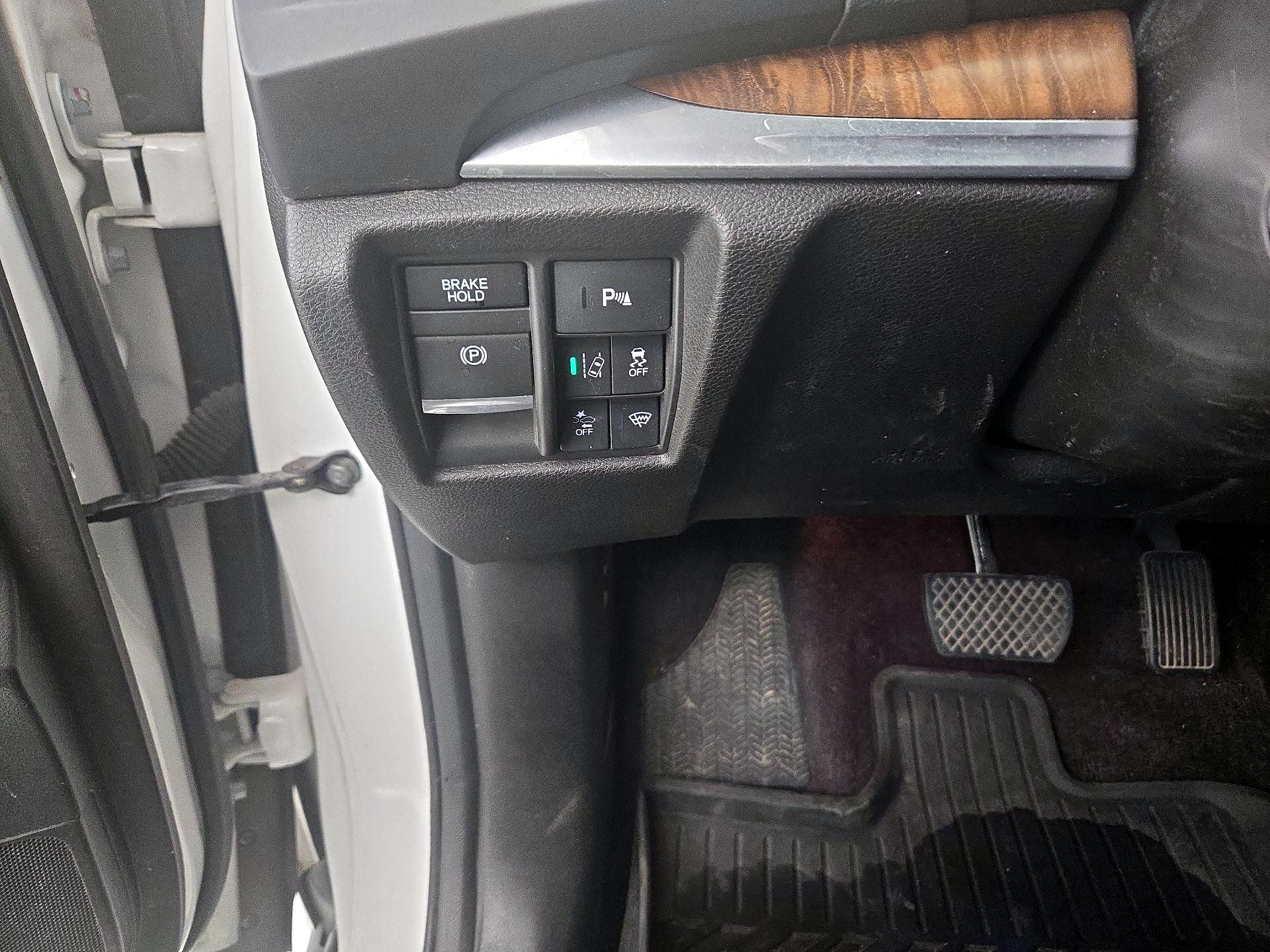 Thumbnail: 2017 Acura MDX - 13