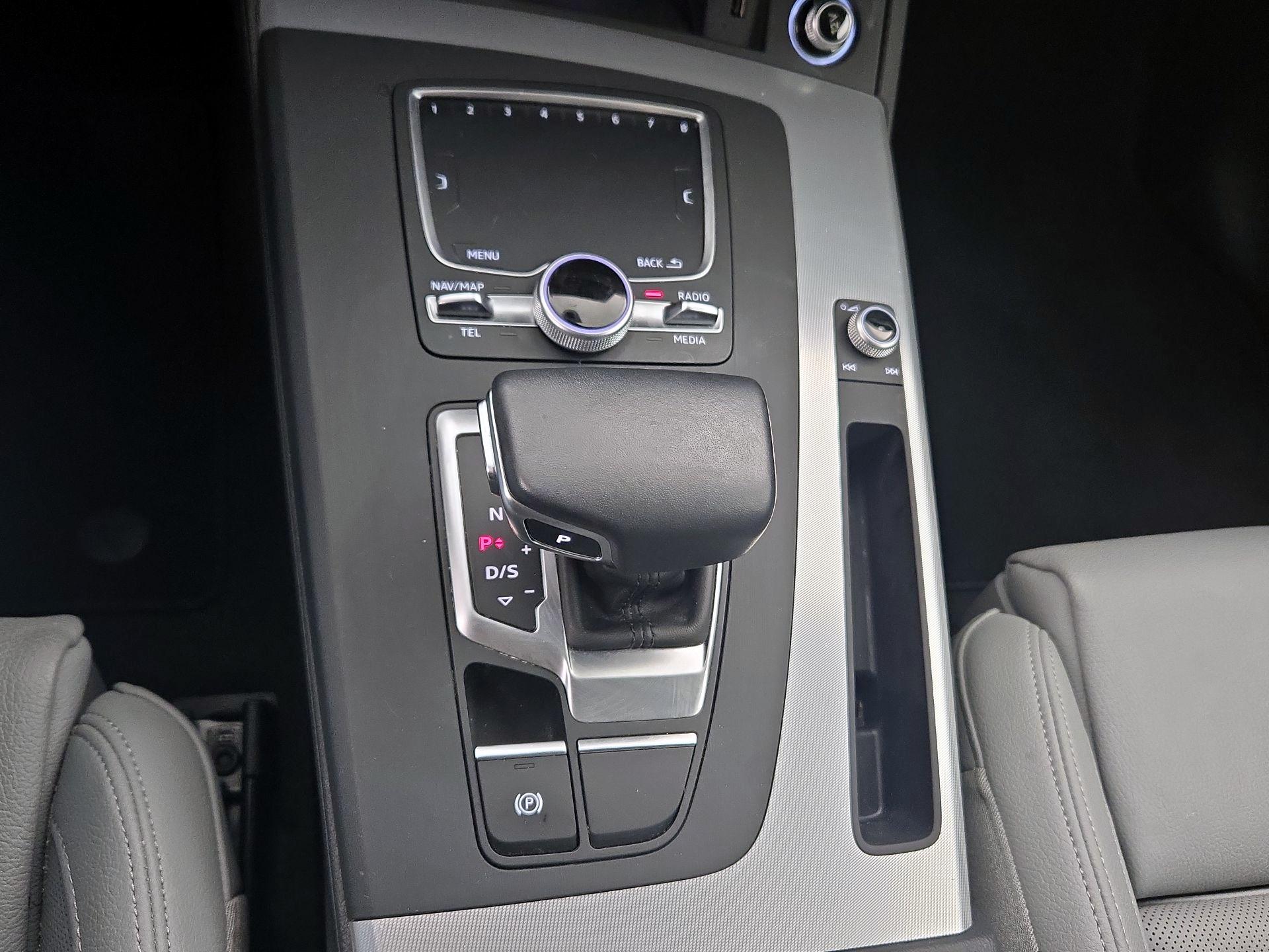 Thumbnail: 2018 Audi Q5 - 18