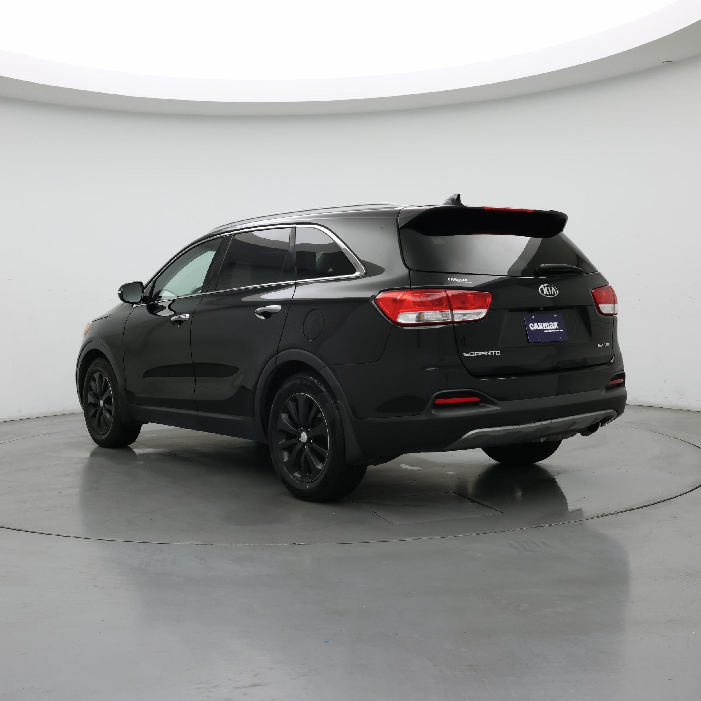 Thumbnail: 2017 Kia Sorento - 2