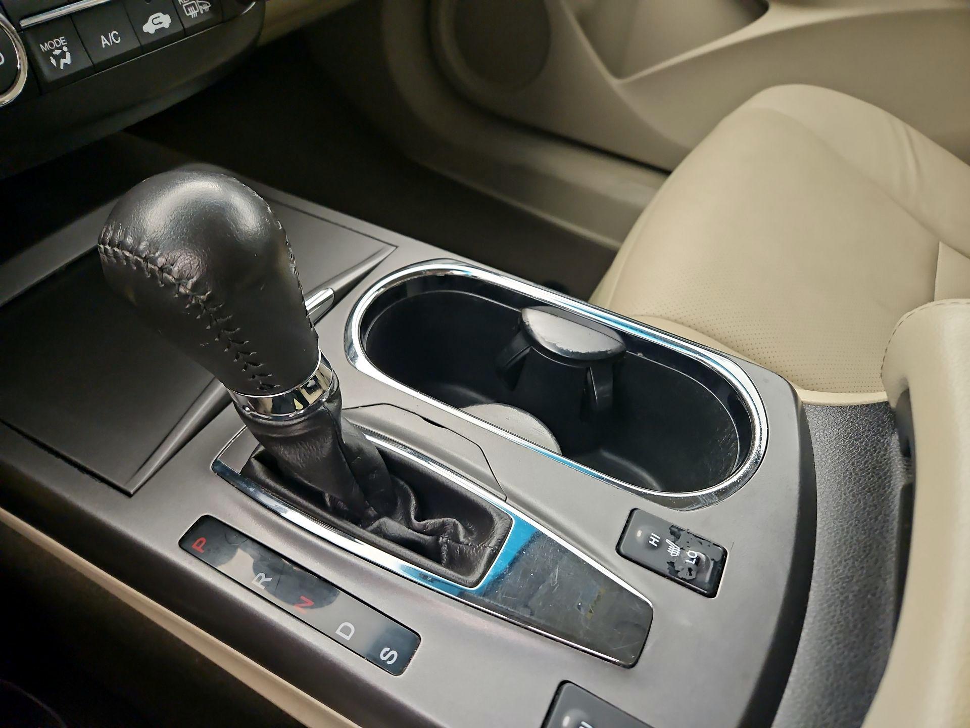 Thumbnail: 2015 Acura RDX - 18