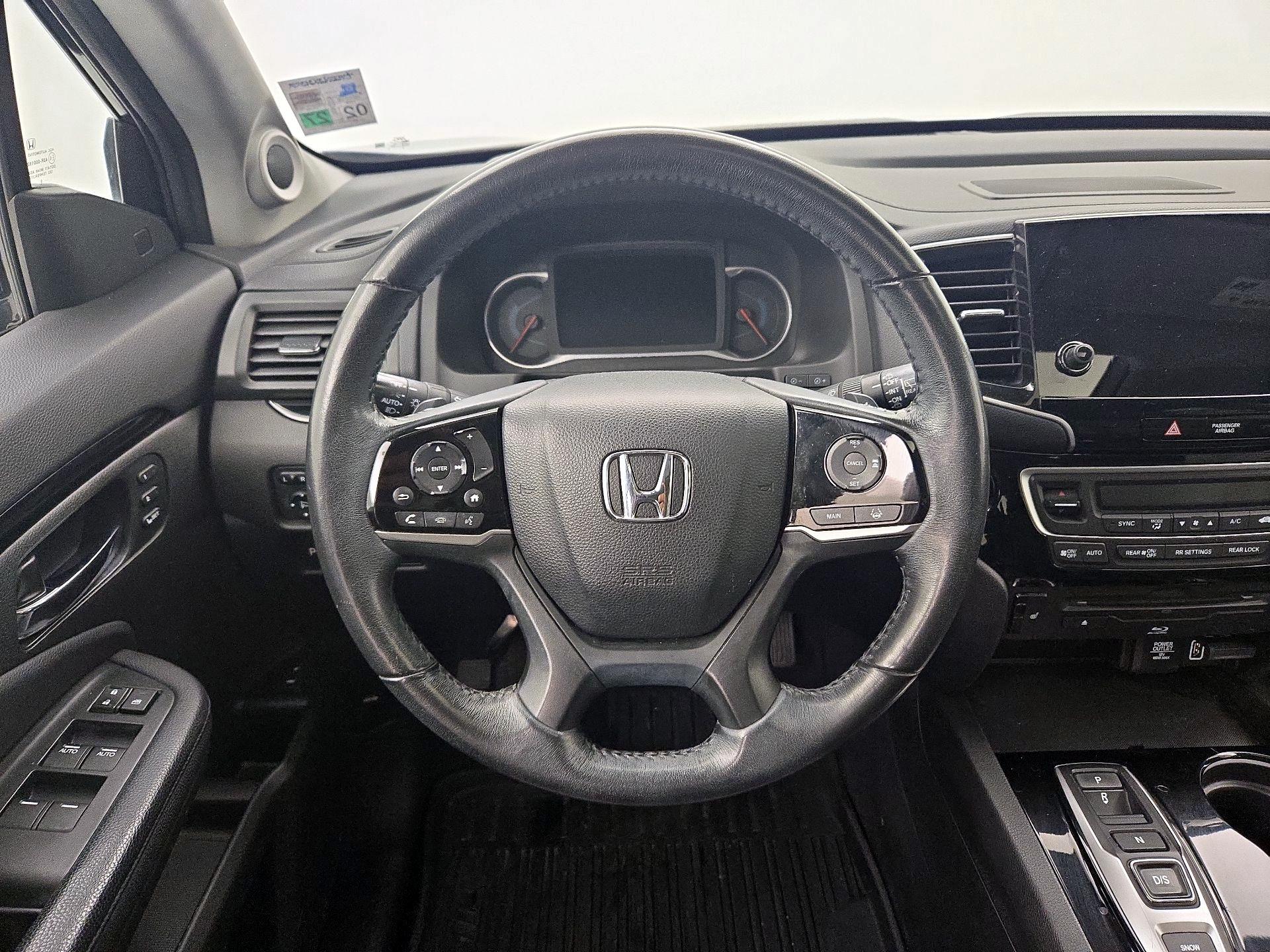 Thumbnail: 2019 Honda Pilot - 10