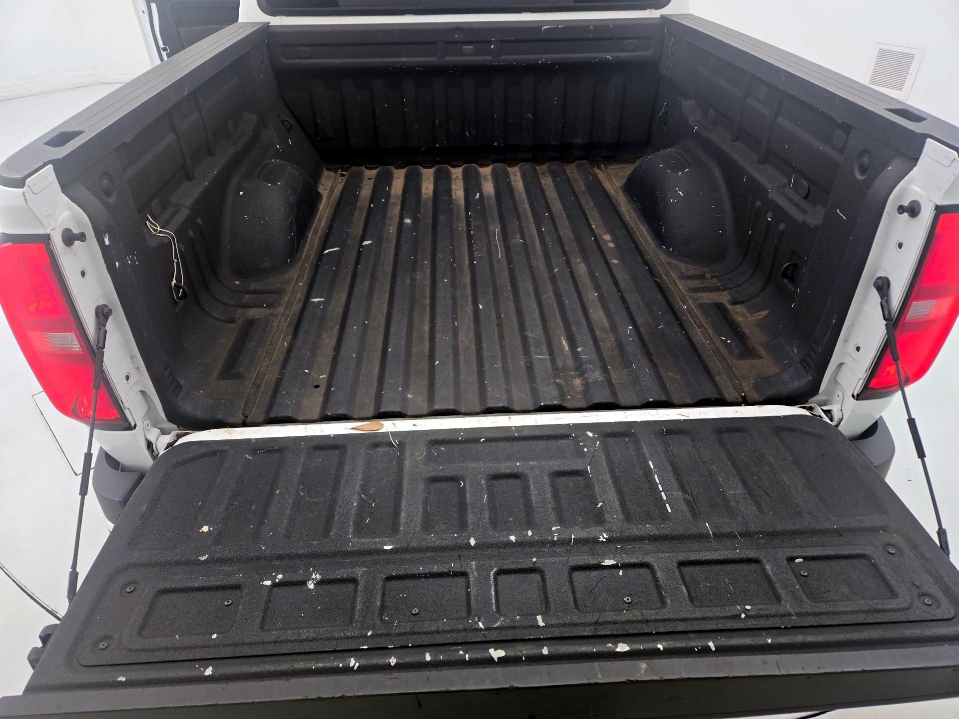 Thumbnail: 2019 Chevrolet Colorado - 20