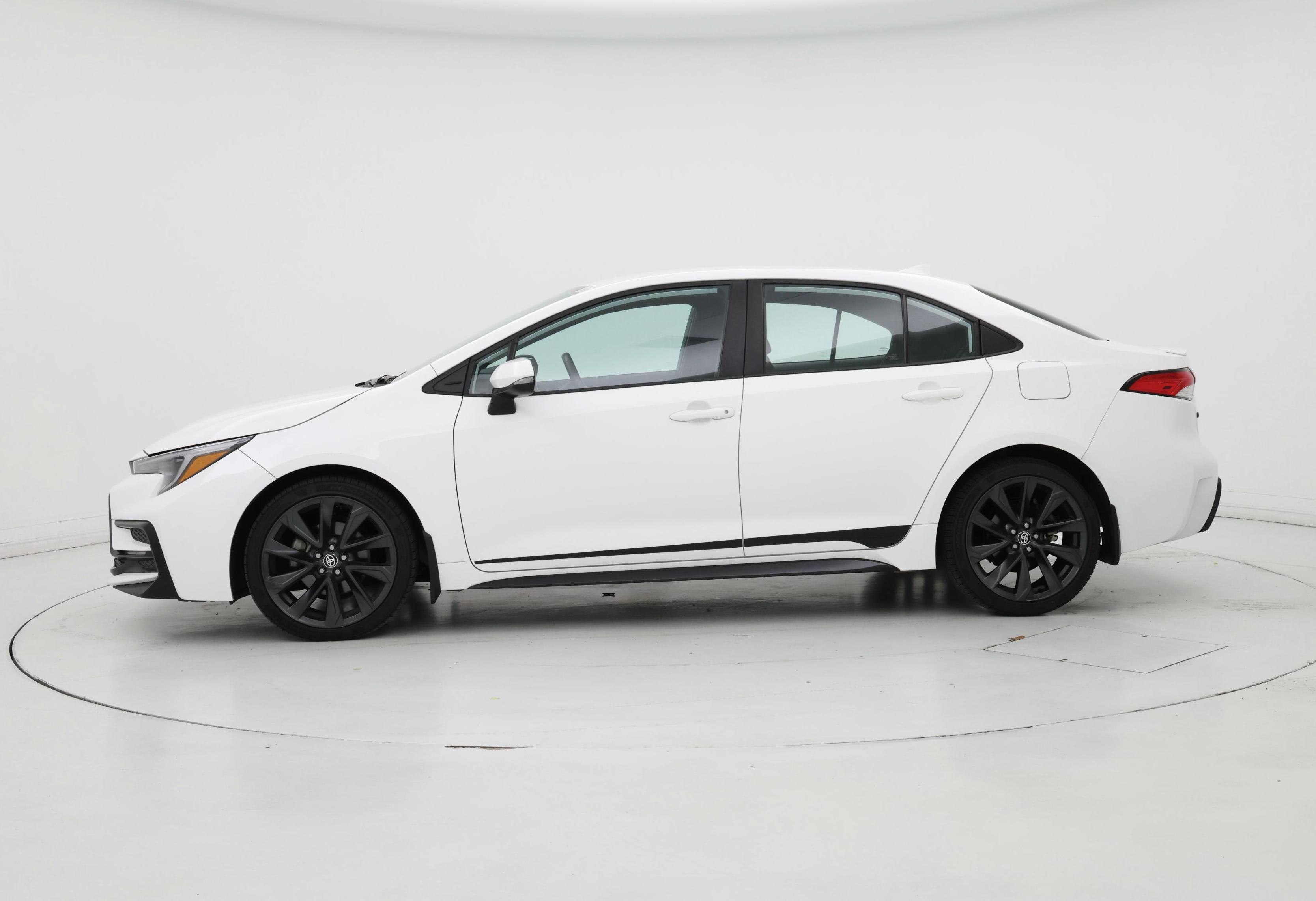 Thumbnail: 2023 Toyota Corolla - 3