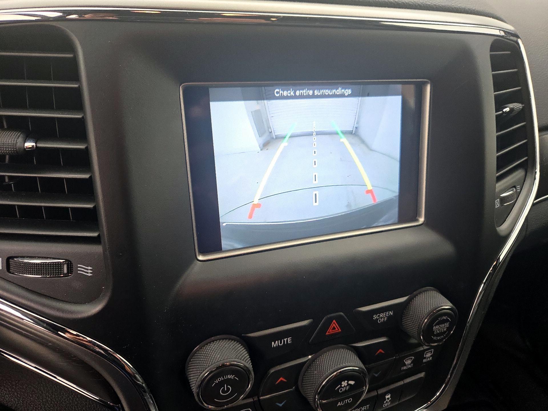 Thumbnail: 2018 Jeep Grand Cherokee - 14