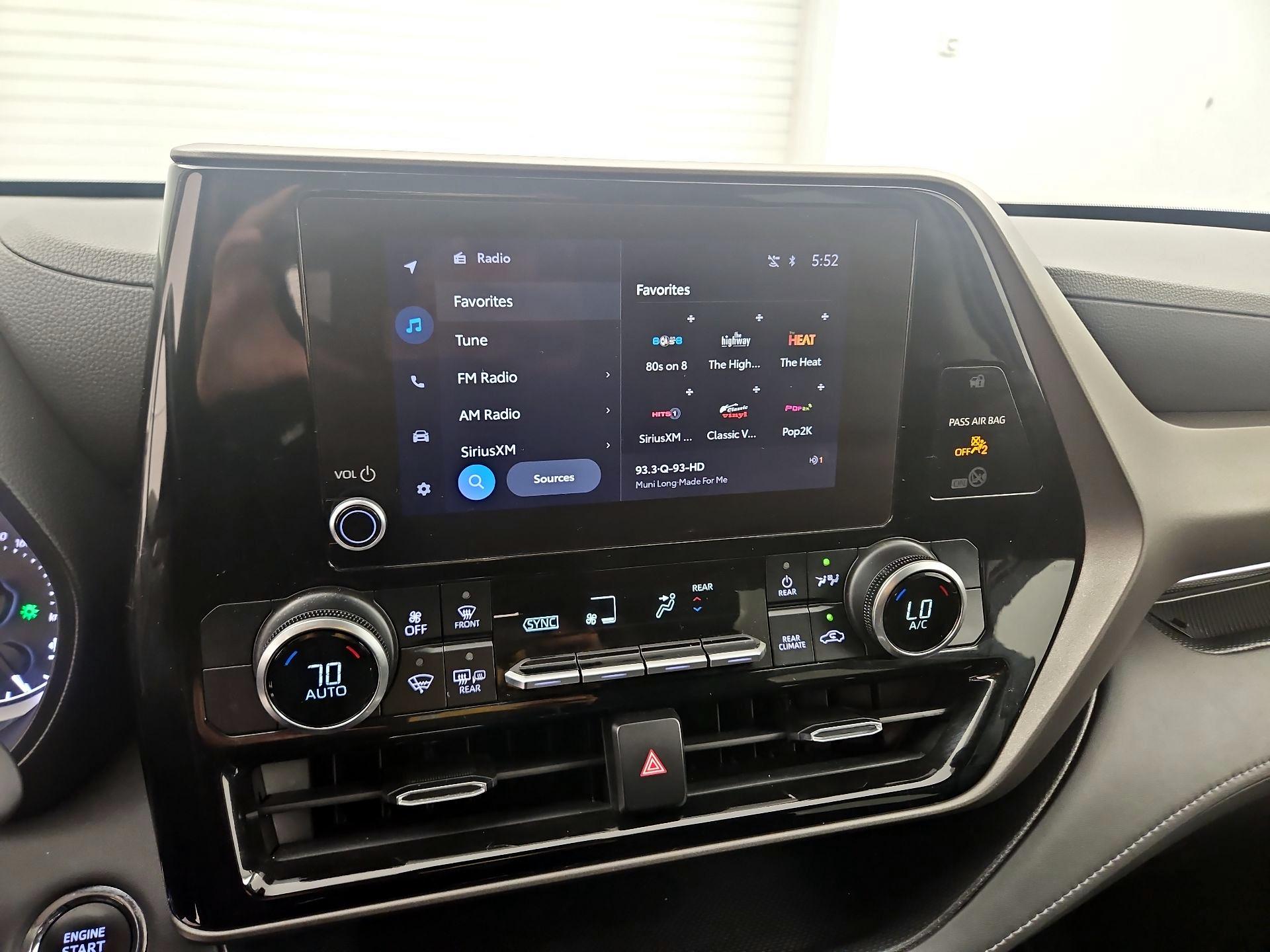 Thumbnail: 2023 Toyota Highlander - 13