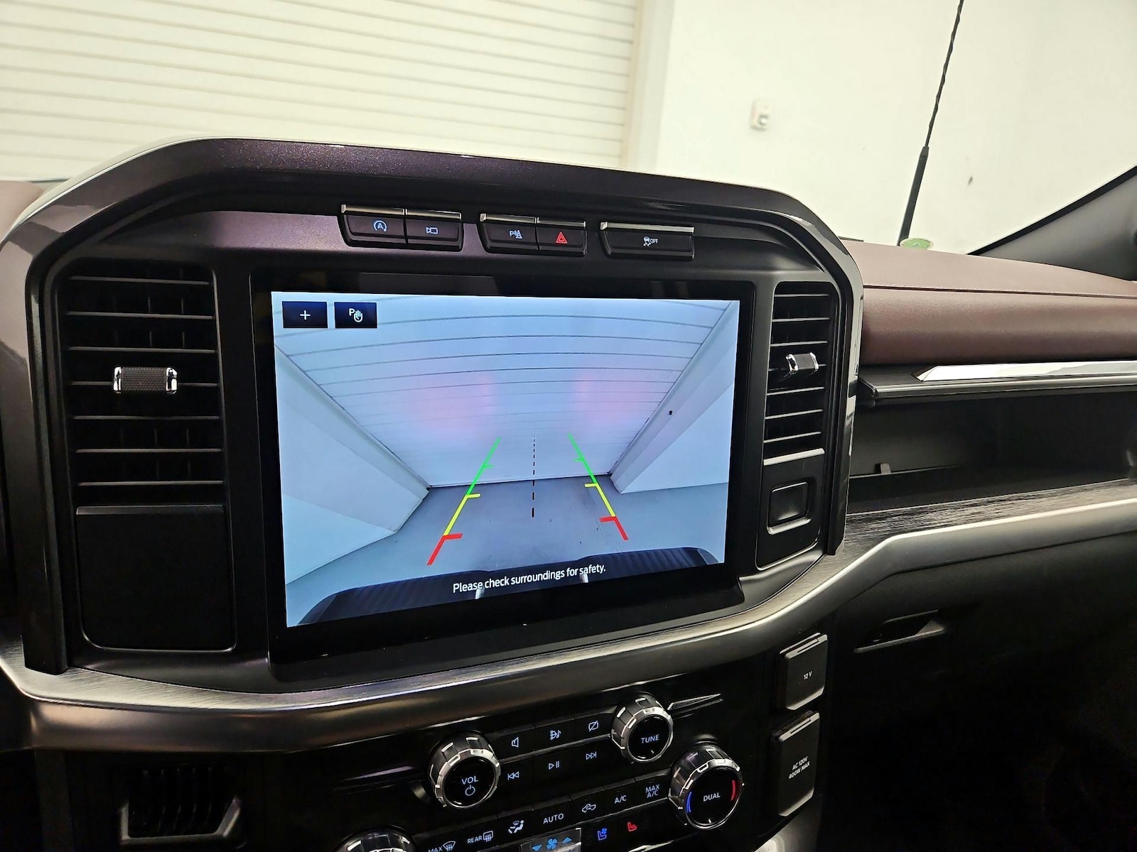 2022 Ford F-150 Lariat - Photo 15