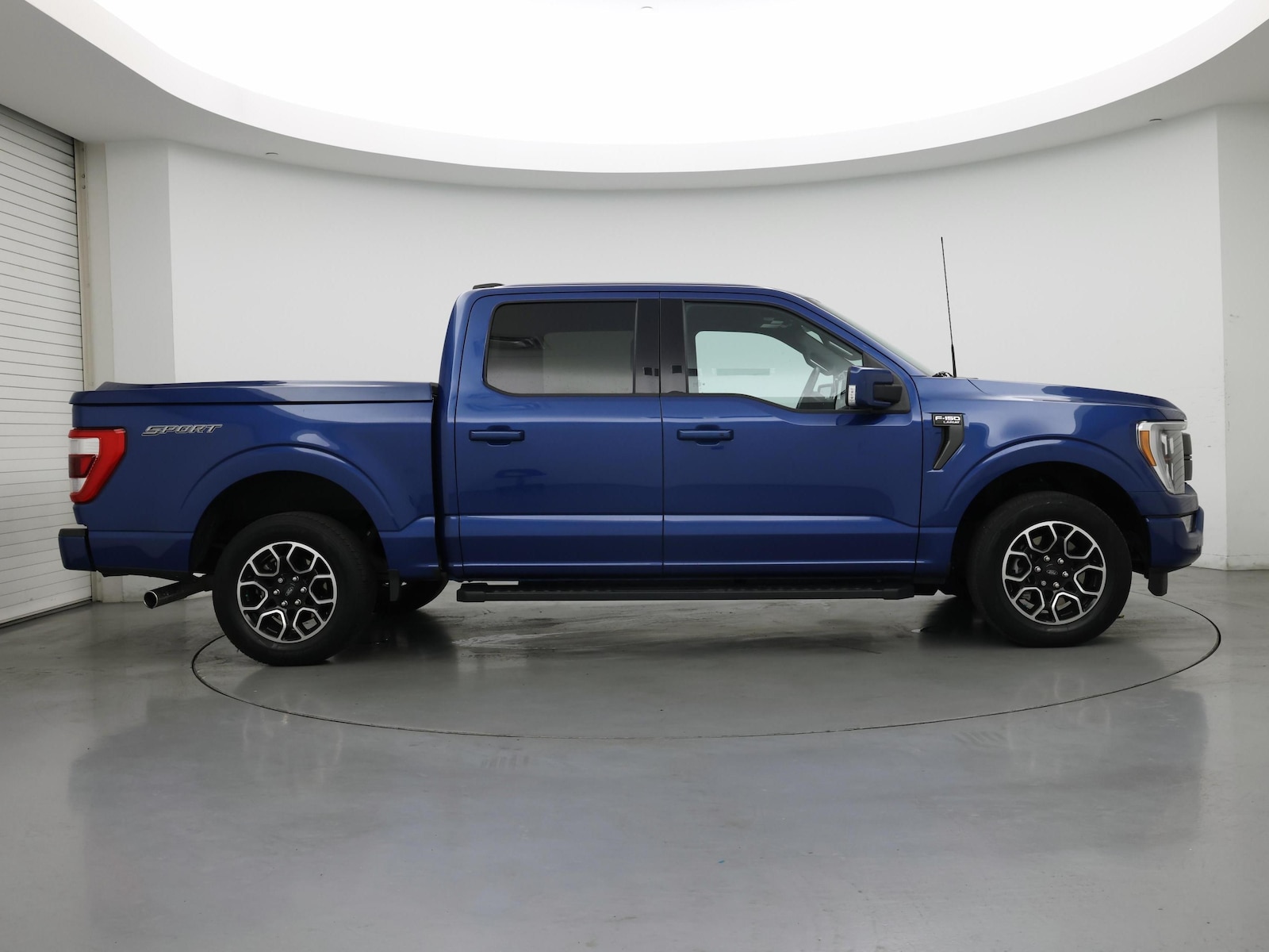 2022 Ford F-150 Lariat - Photo 8