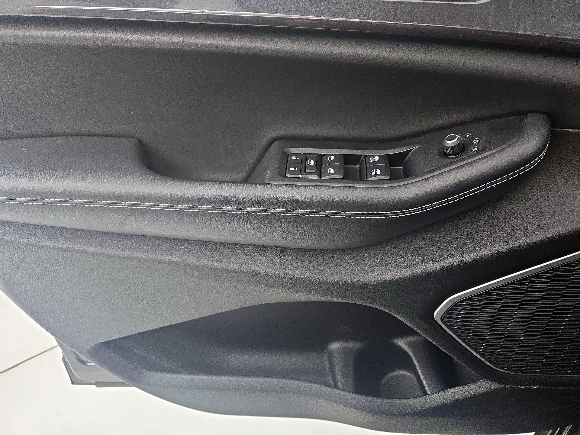 Thumbnail: 2021 Jeep Grand Cherokee L - 12