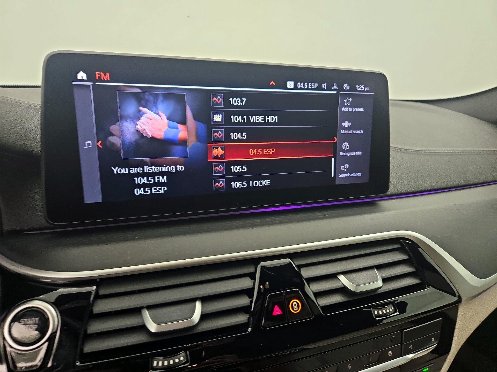 Thumbnail: 2023 BMW 5 Series - 16