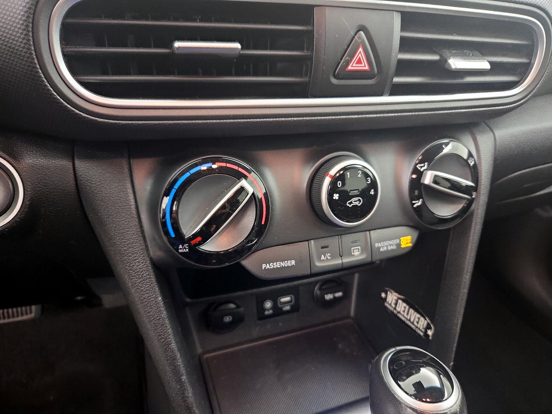 Thumbnail: 2019 Hyundai Kona - 16