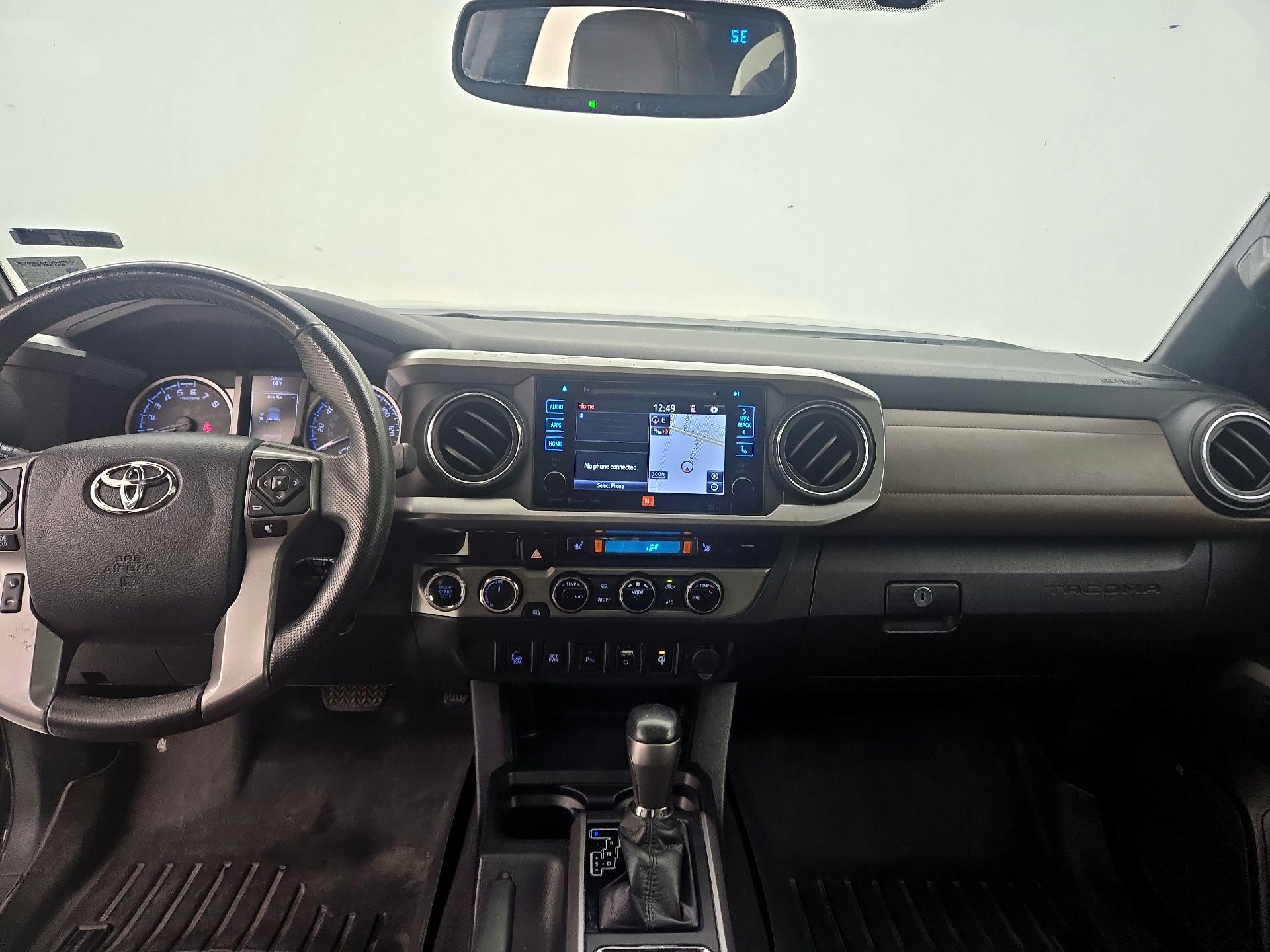 Thumbnail: 2016 Toyota Tacoma - 9