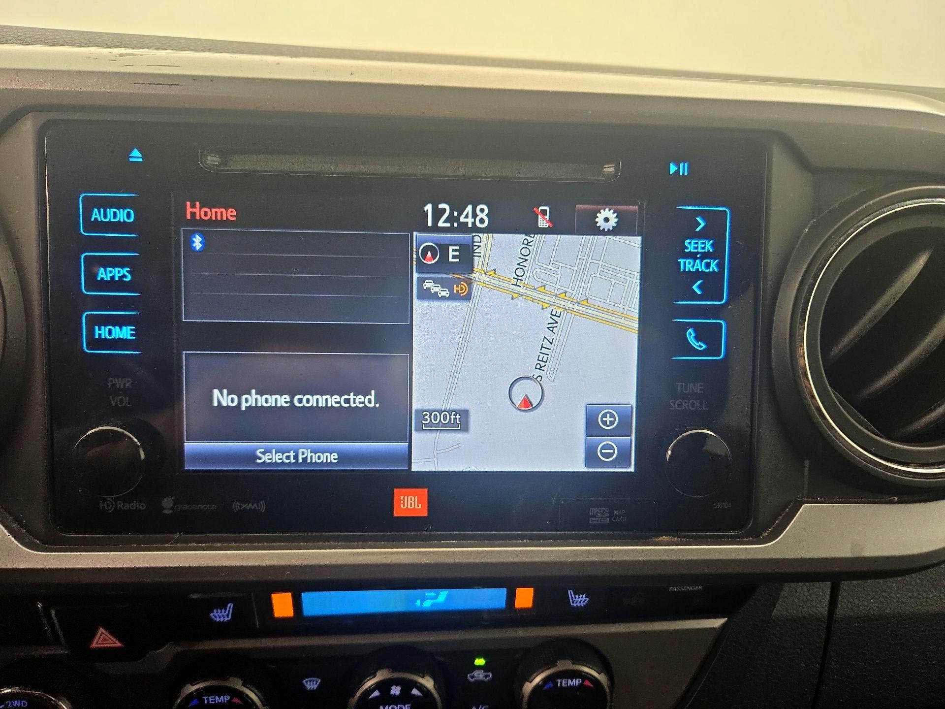 Thumbnail: 2016 Toyota Tacoma - 14