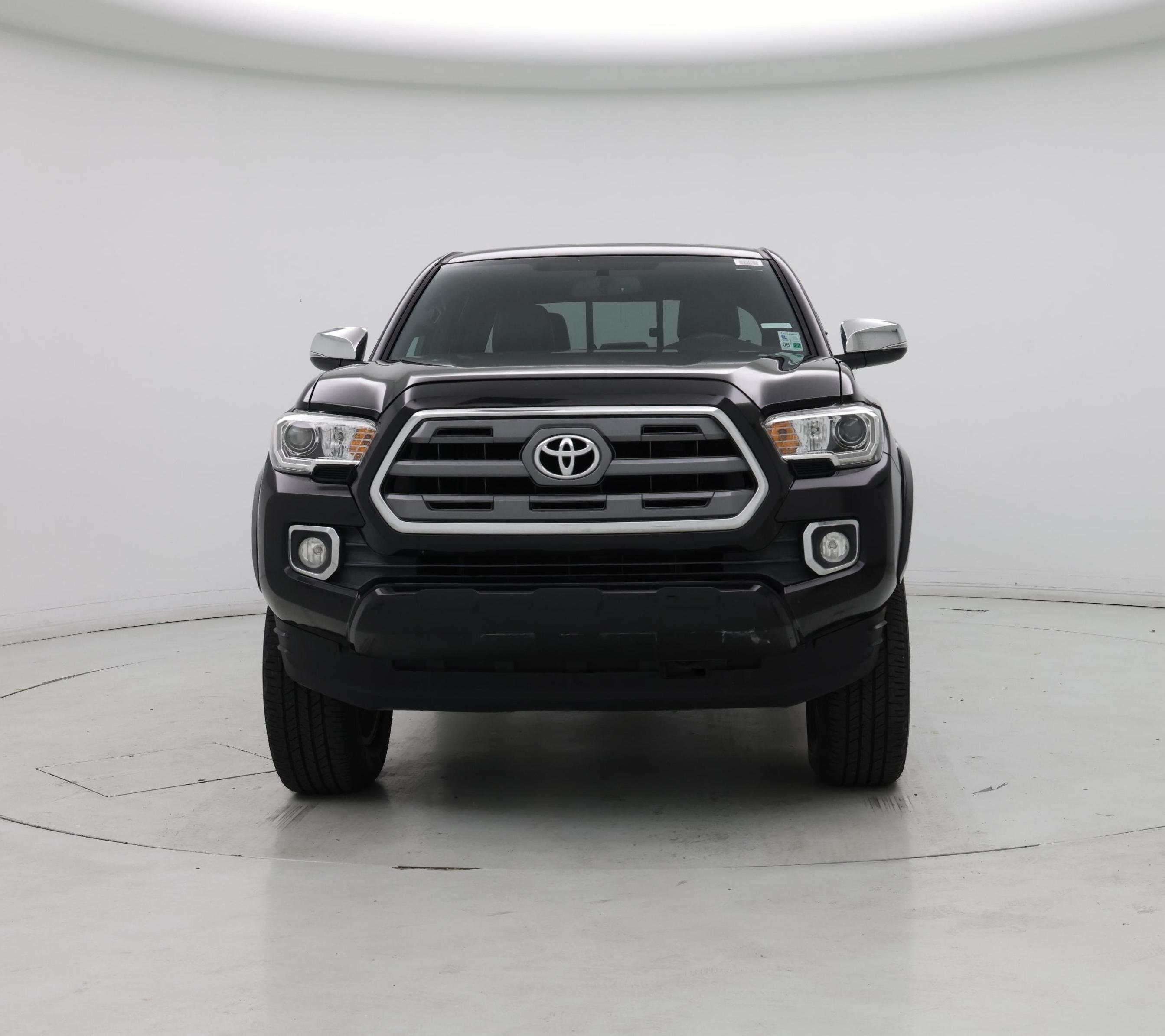 Thumbnail: 2016 Toyota Tacoma - 5