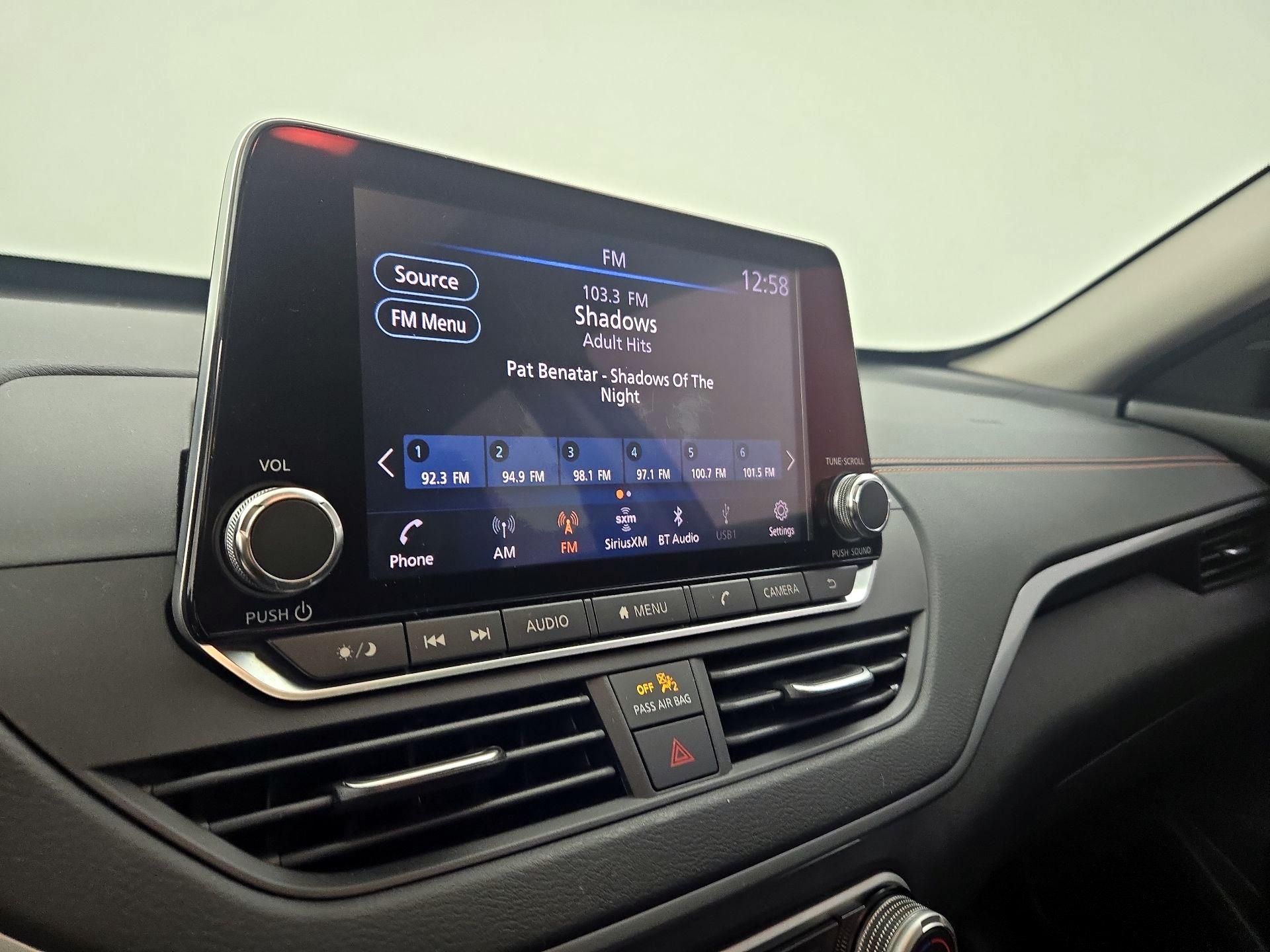 Thumbnail: 2019 Nissan Altima - 15