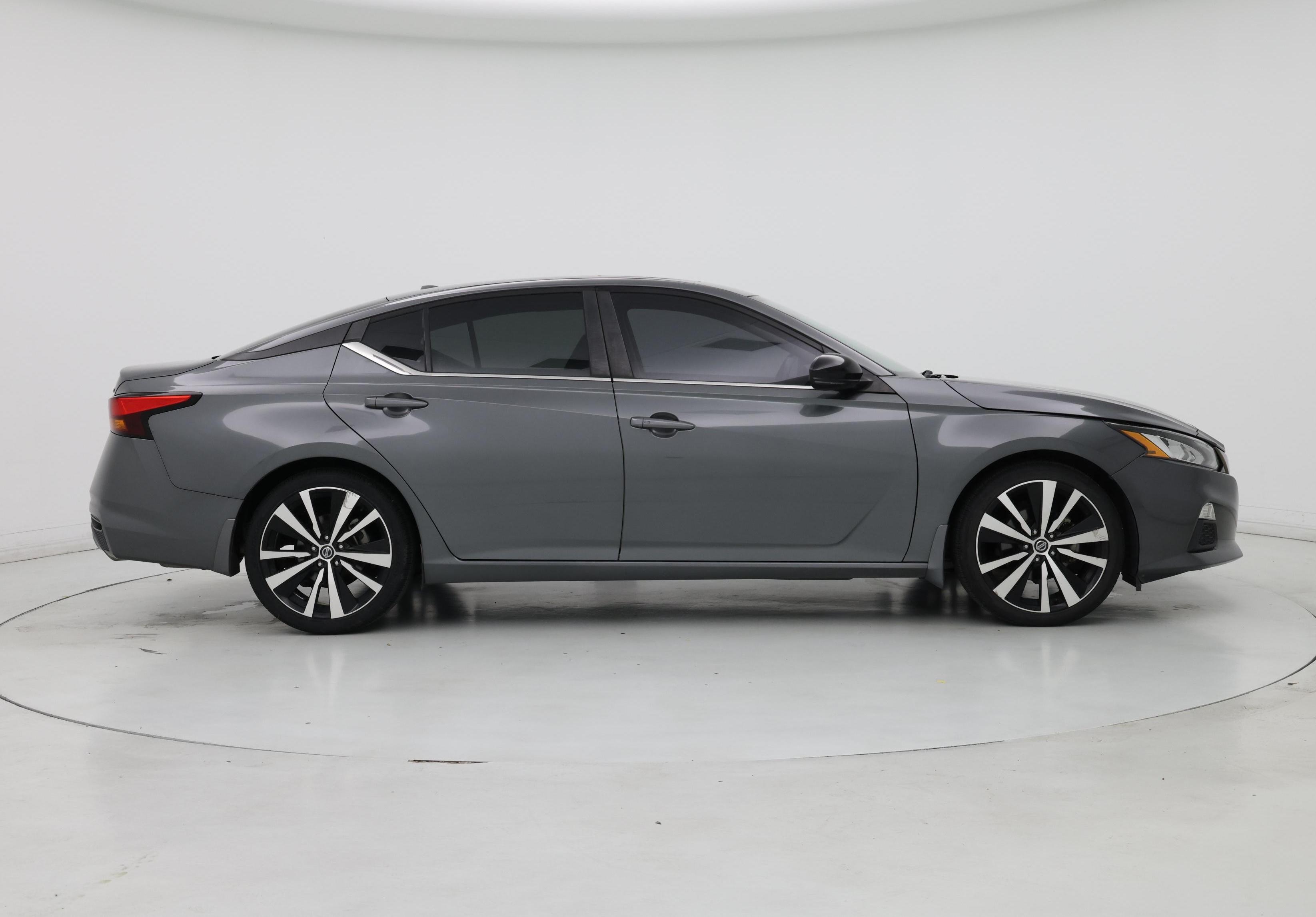 Thumbnail: 2019 Nissan Altima - 7