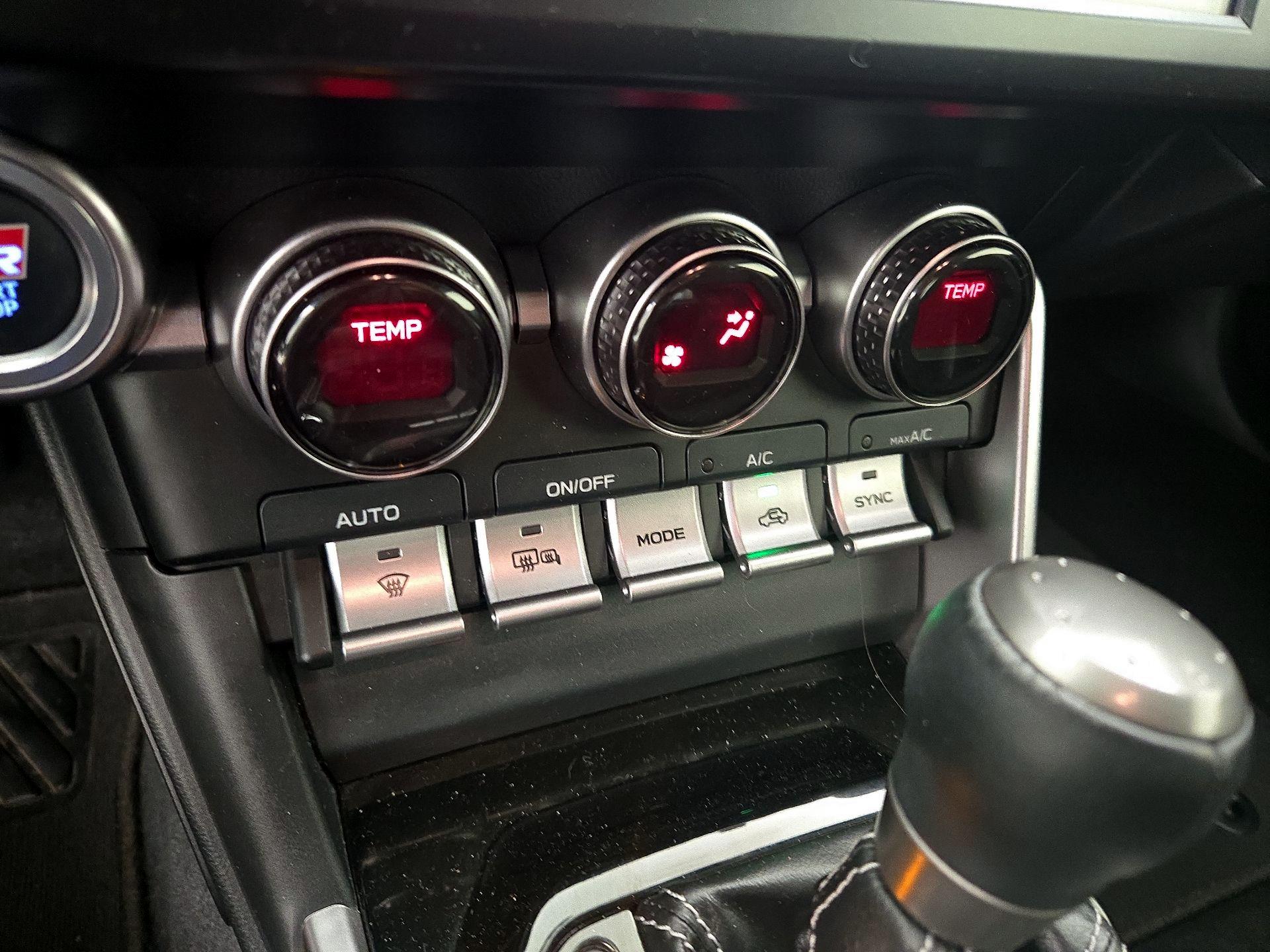 Thumbnail: 2022 Toyota GR86 - 16